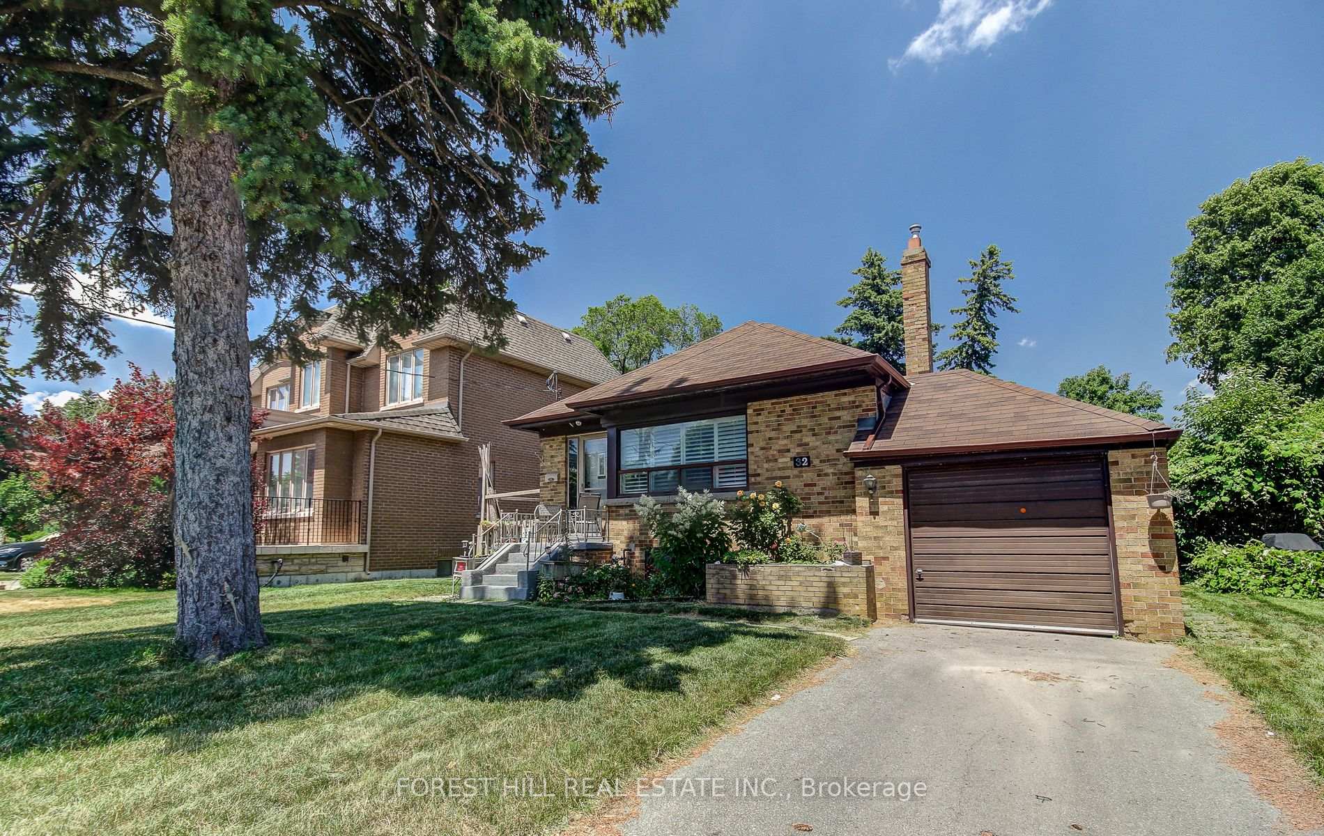 32 Laurelcrest