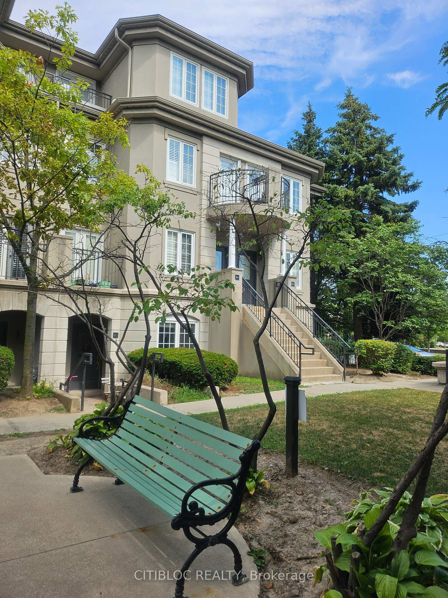 108 Finch