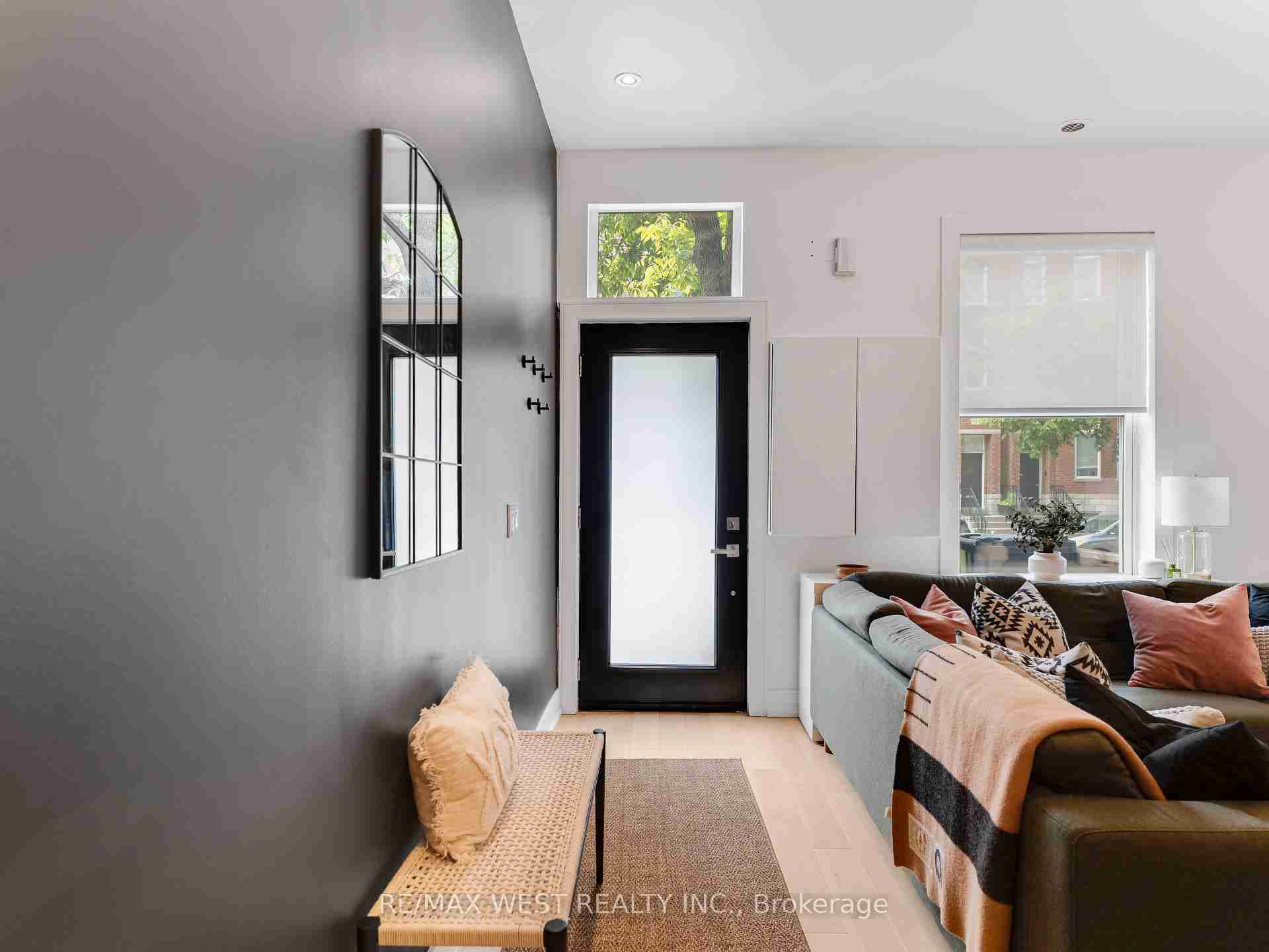 553 King Toronto C08 - Property Image