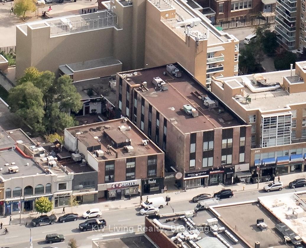 2409 Yonge