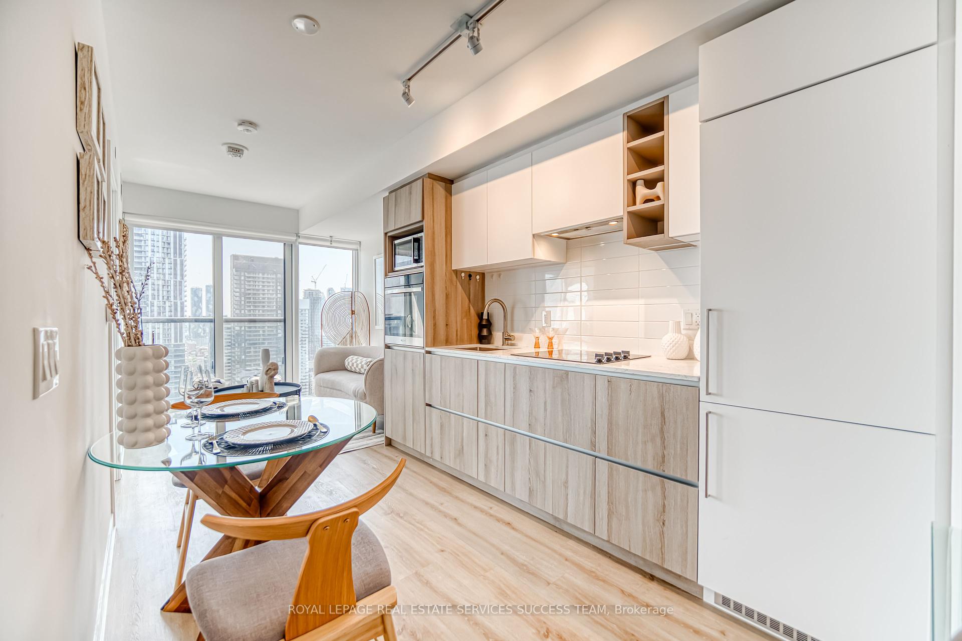 319 Jarvis