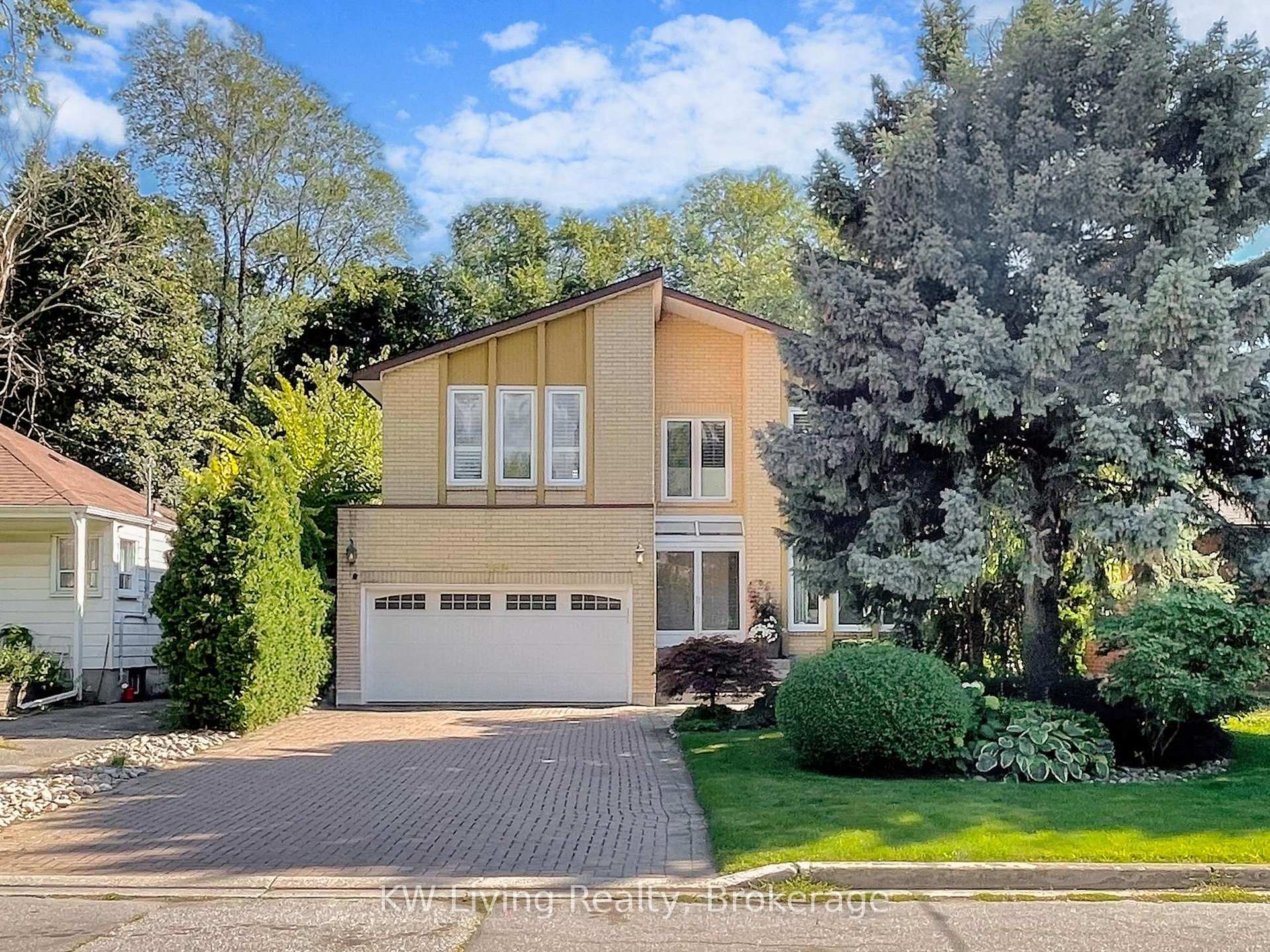389 Kingsdale
