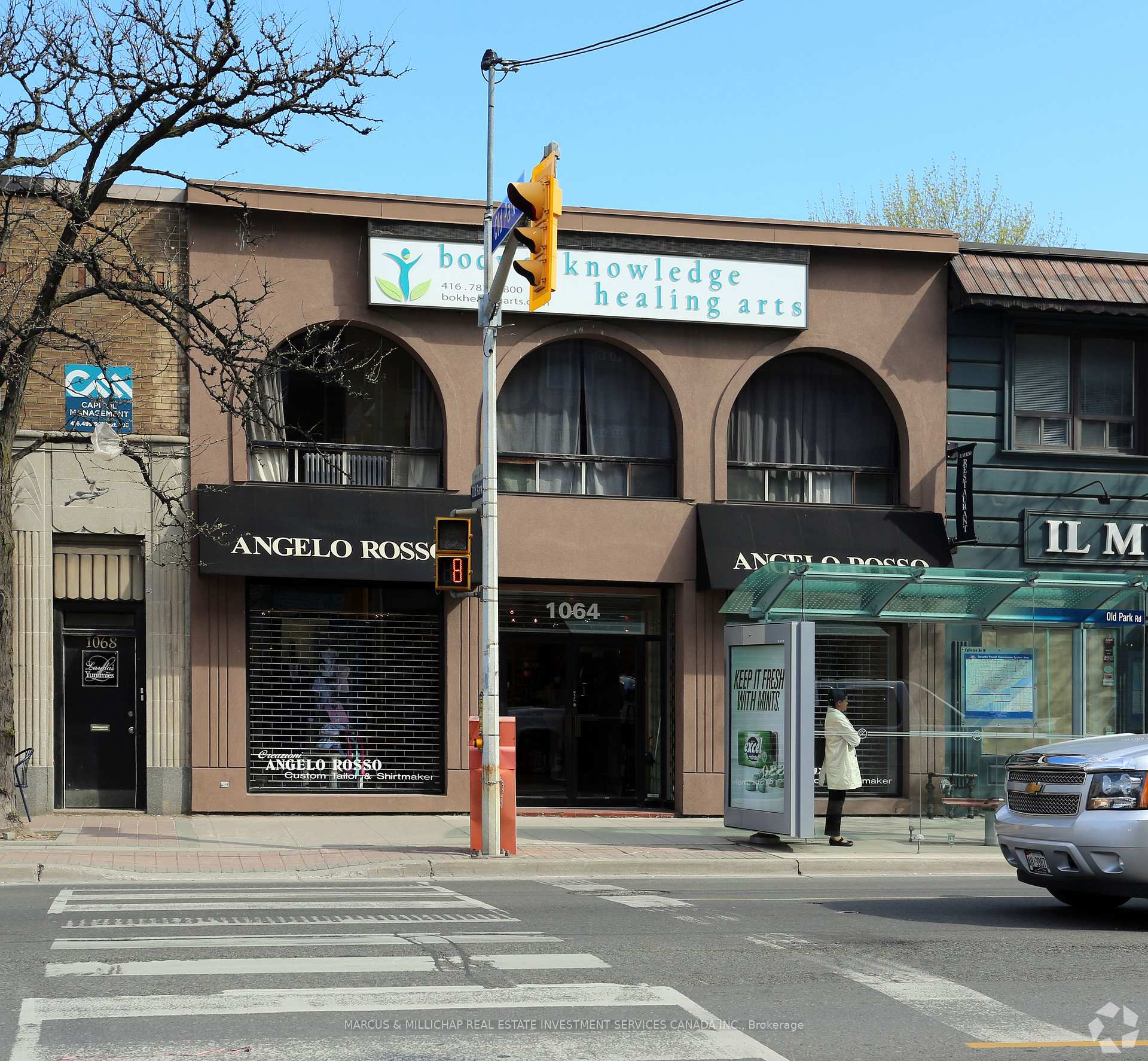 1064 Eglinton