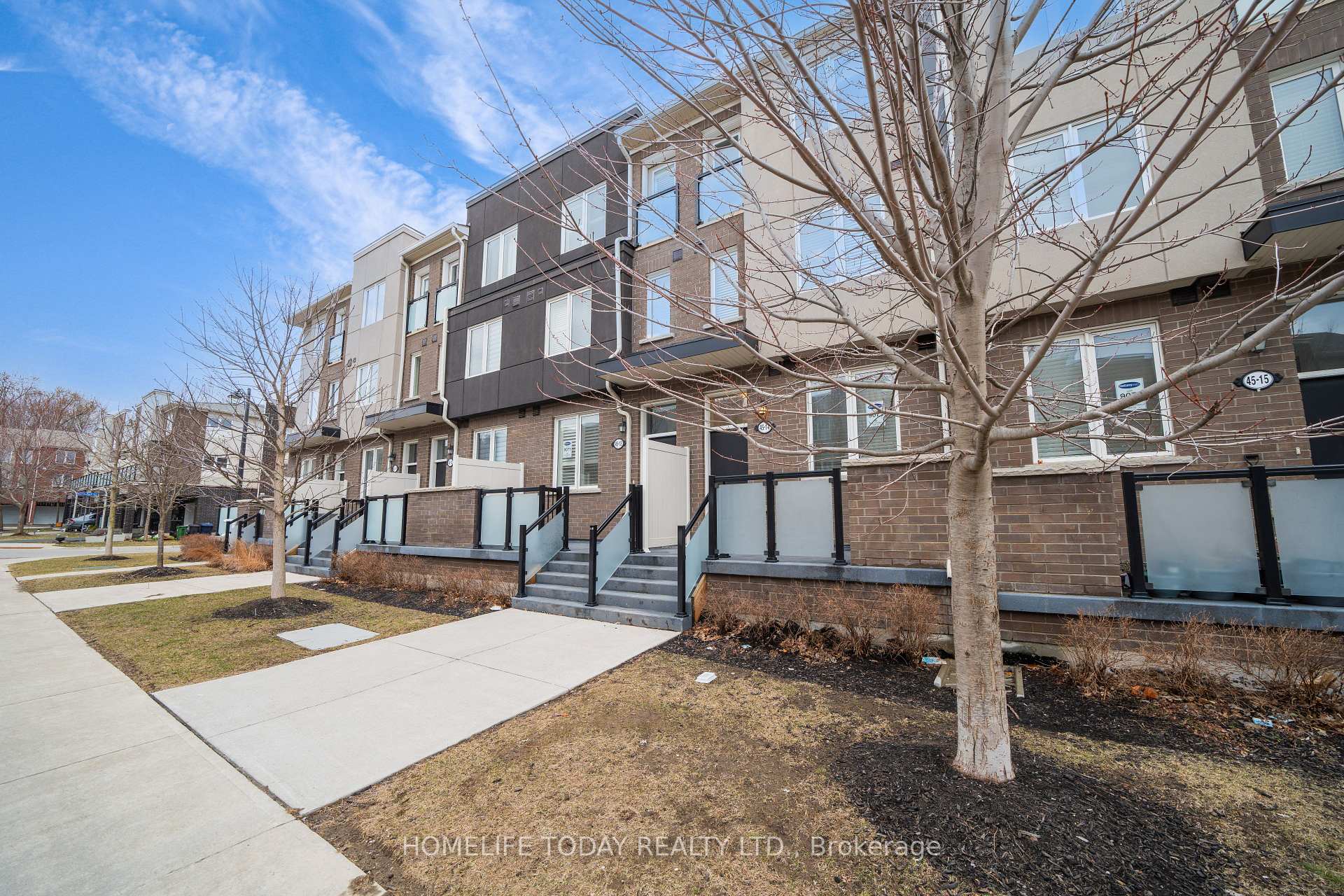 45 Heron Park