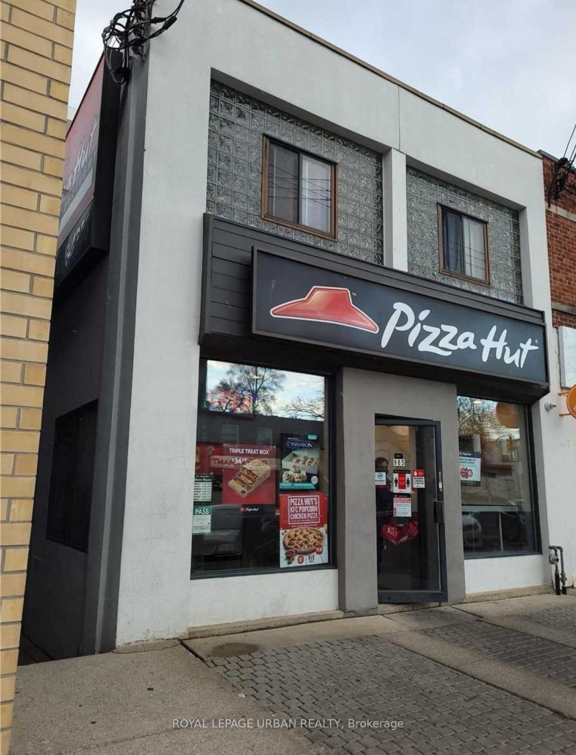 985 Coxwell