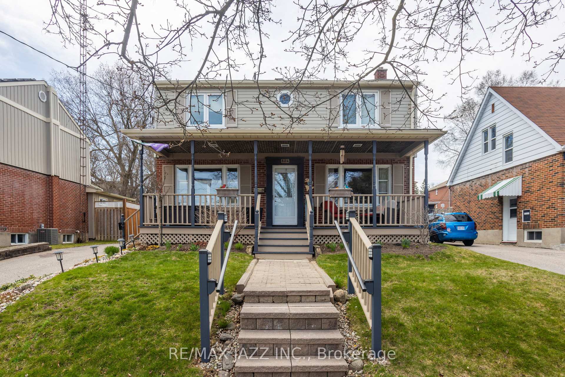 824 Masson