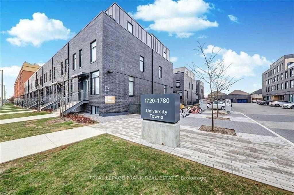 1720 Simcoe