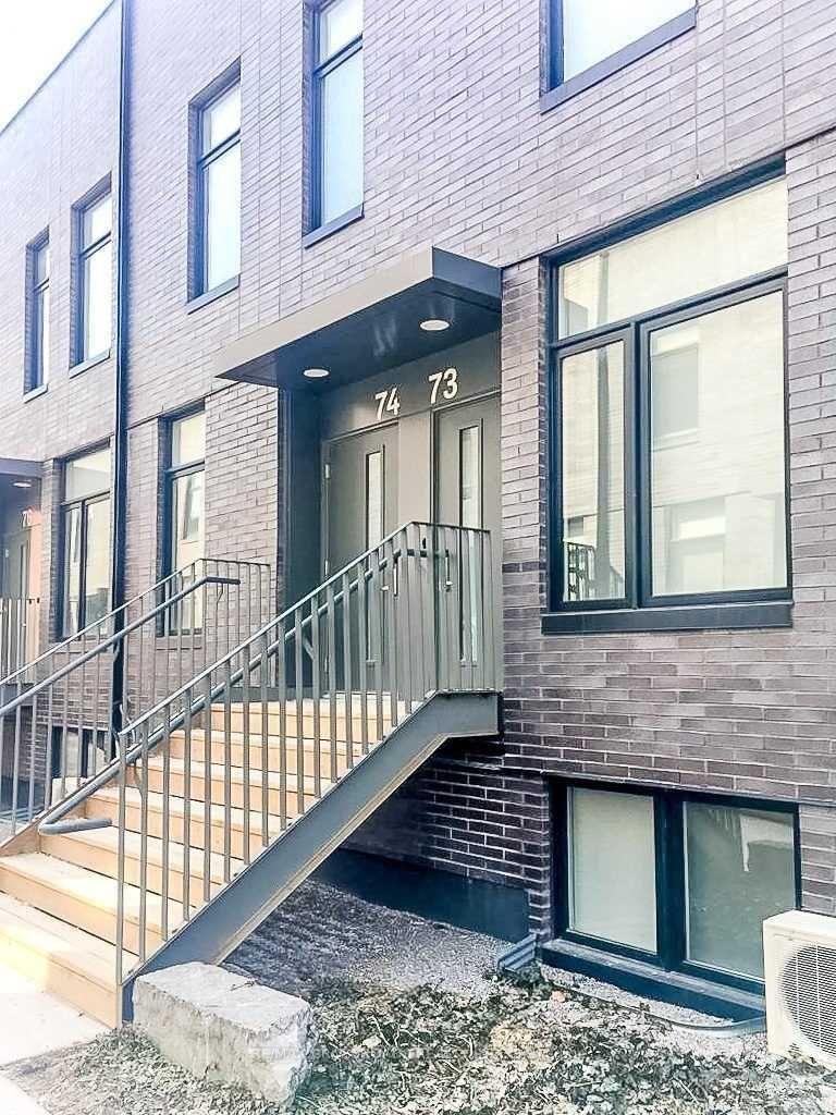 1760 Simcoe