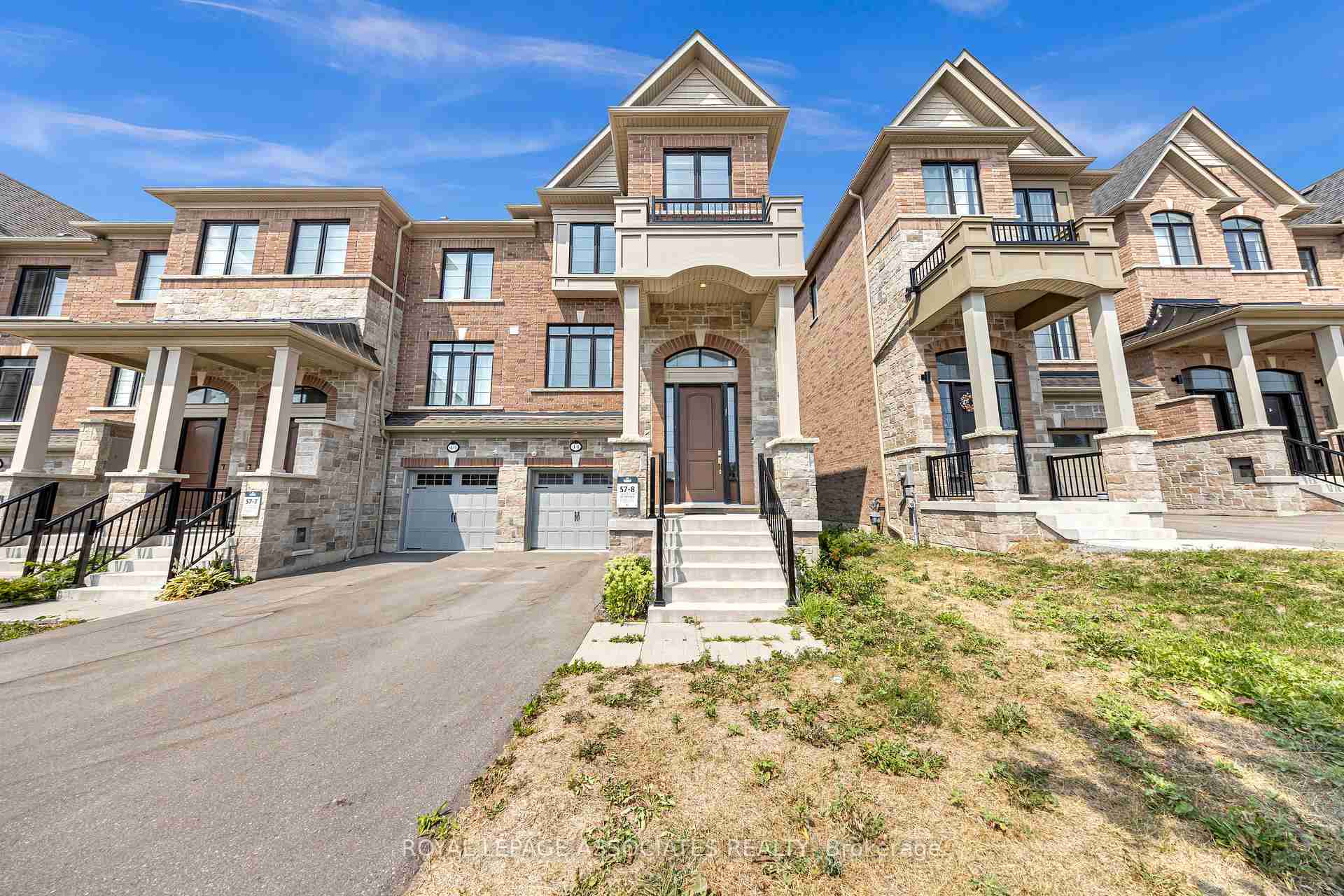 44 Elkington Whitby - Property Image