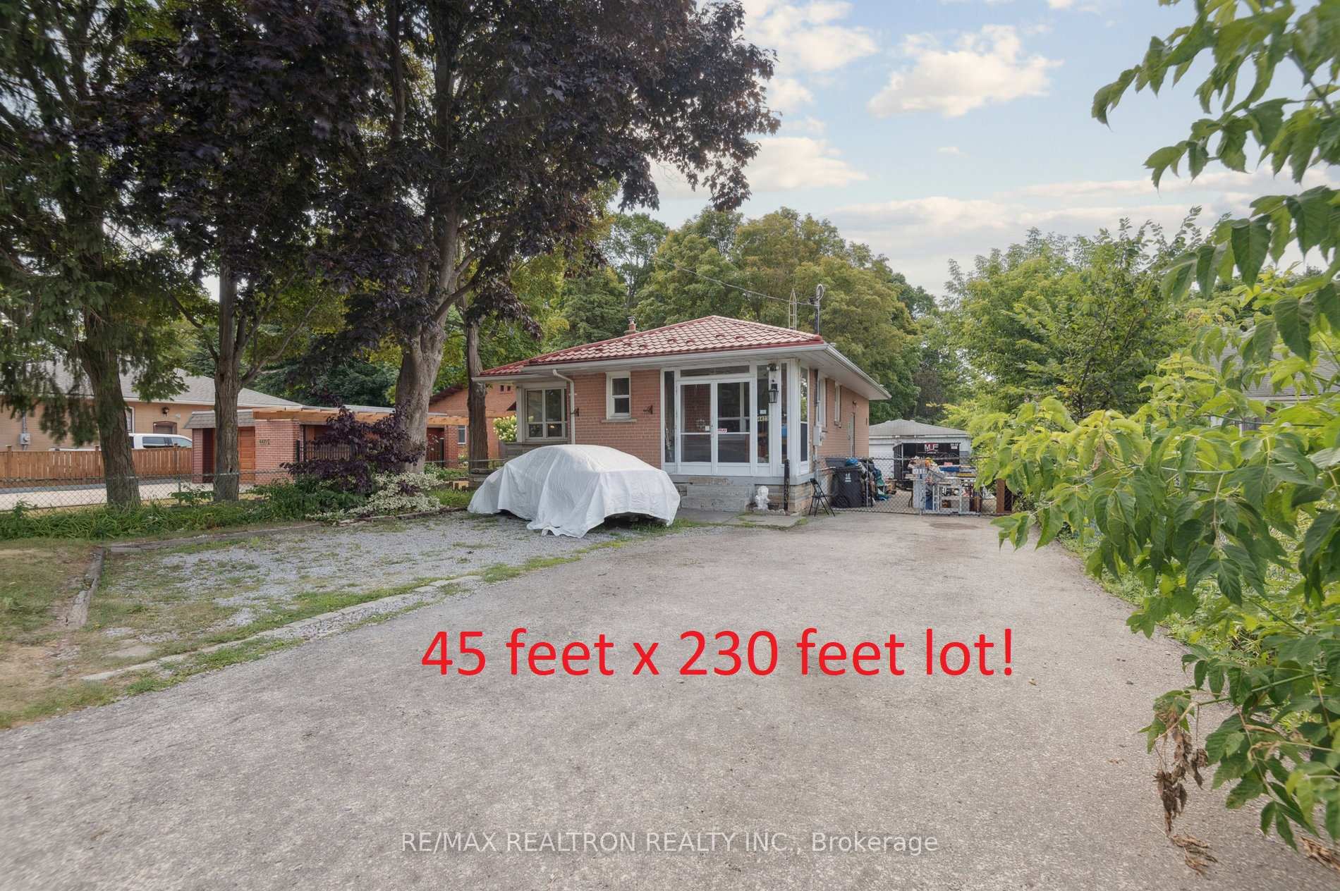 4423 Lawrence