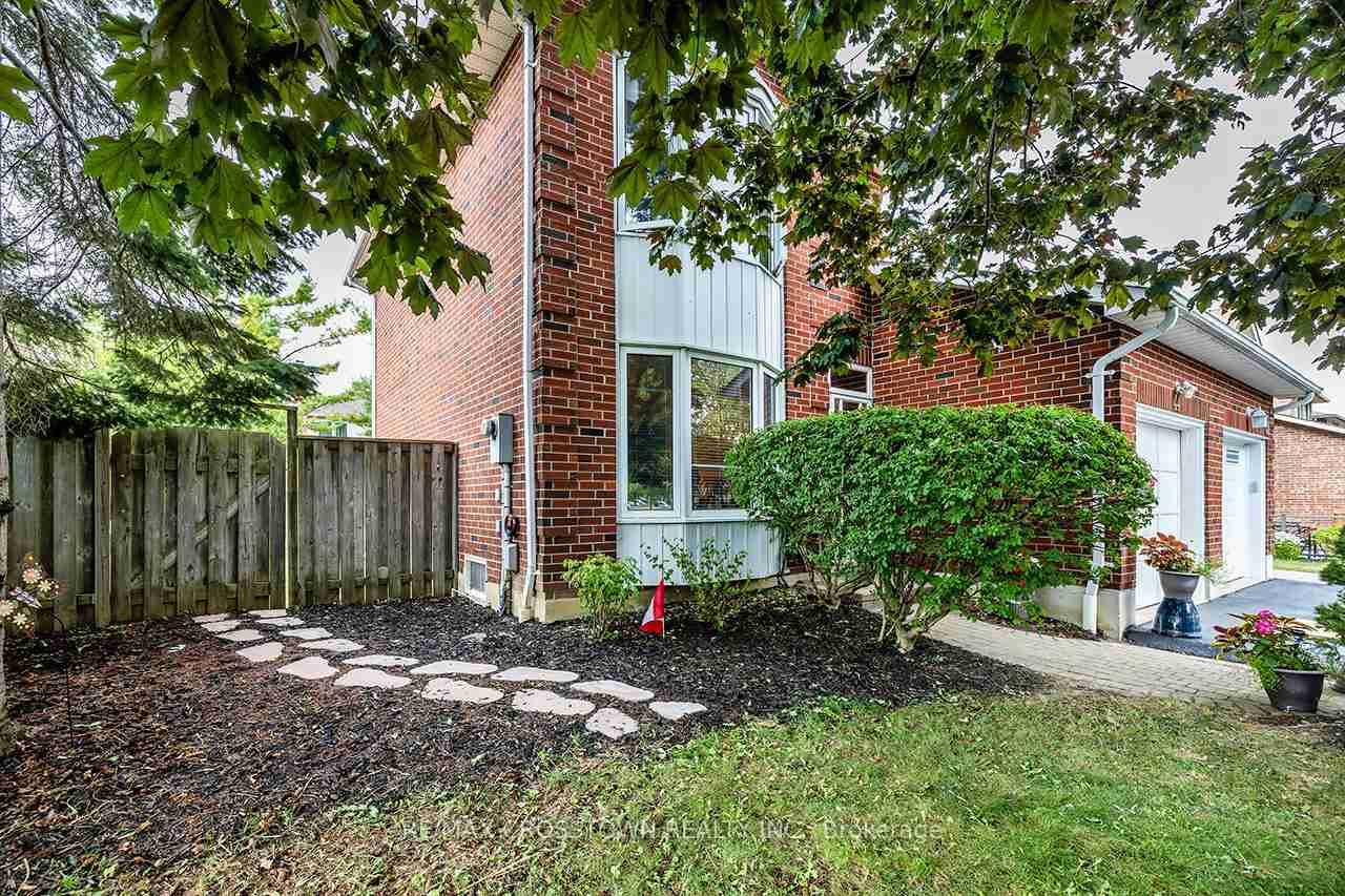 44 Hewitt Ajax - Property Image