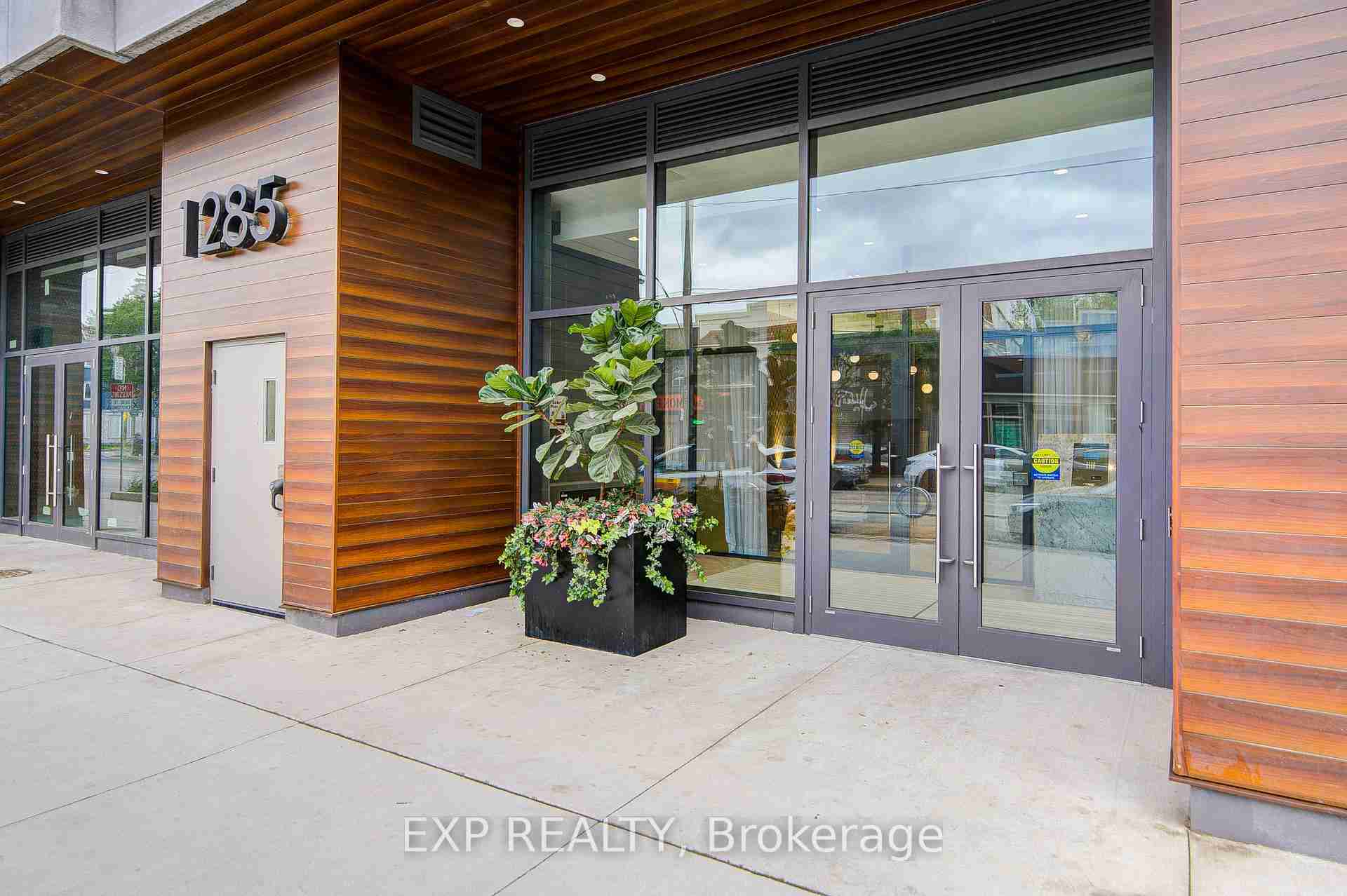 1285 Queen Toronto E01 - Property Image