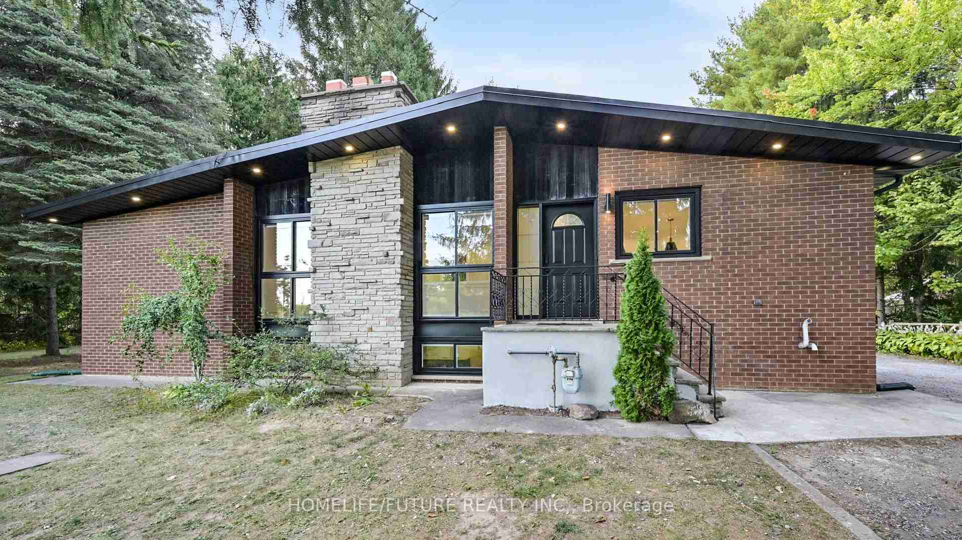 474 Taunton Ajax - Property Image