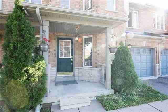 21 BASSETT Richmond Hill - Property Image