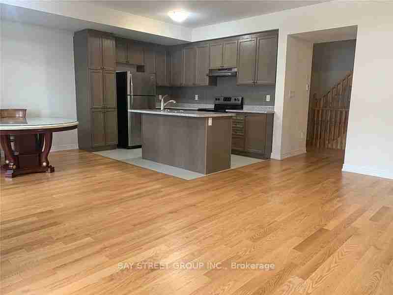 15 Alicia Markham - Property Image