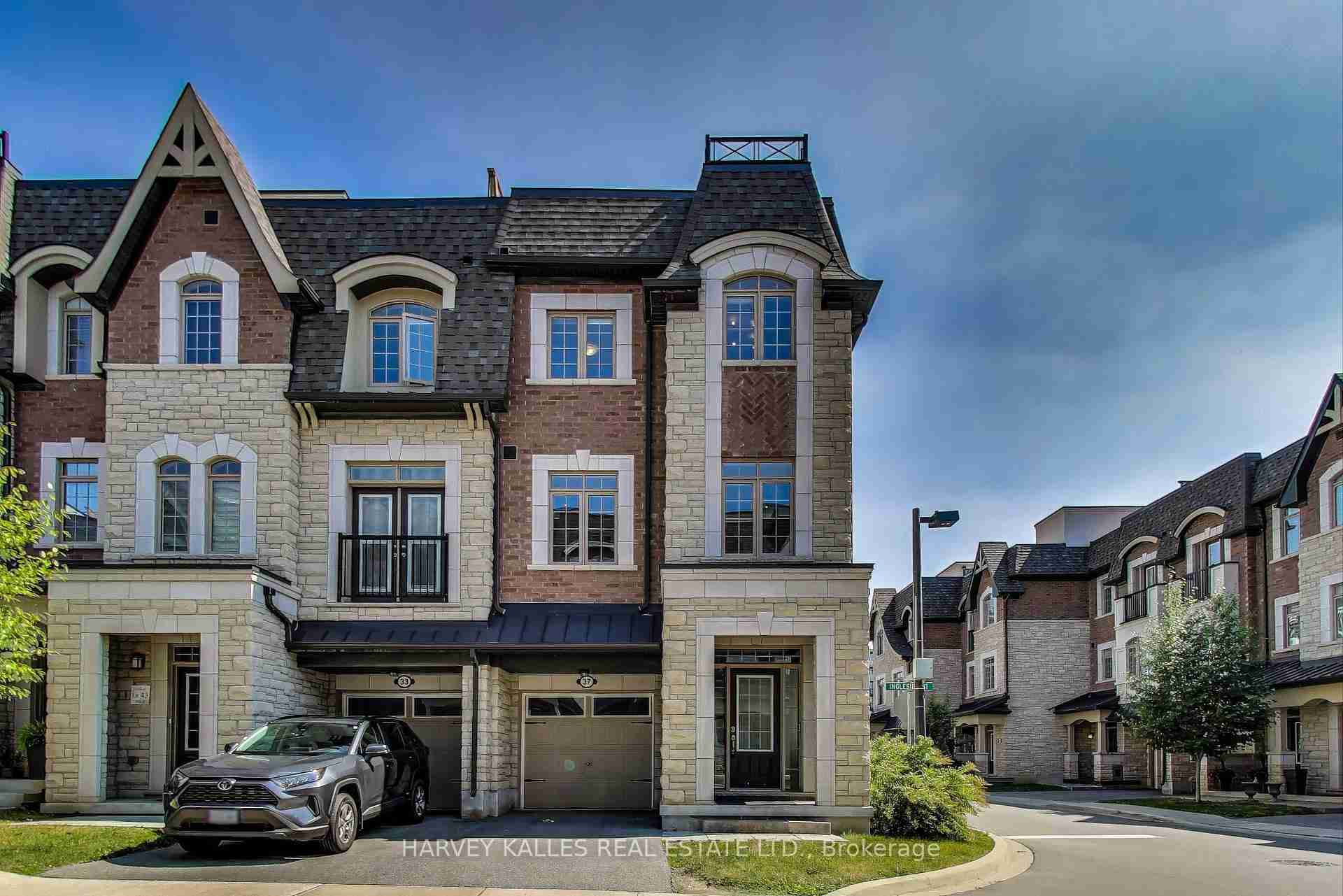37 Ingleside Vaughan - Property Image