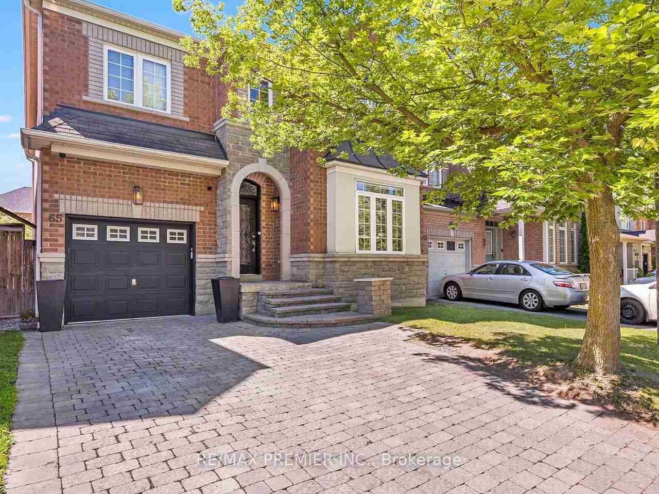 65 Victoria Wood Markham - Property Image