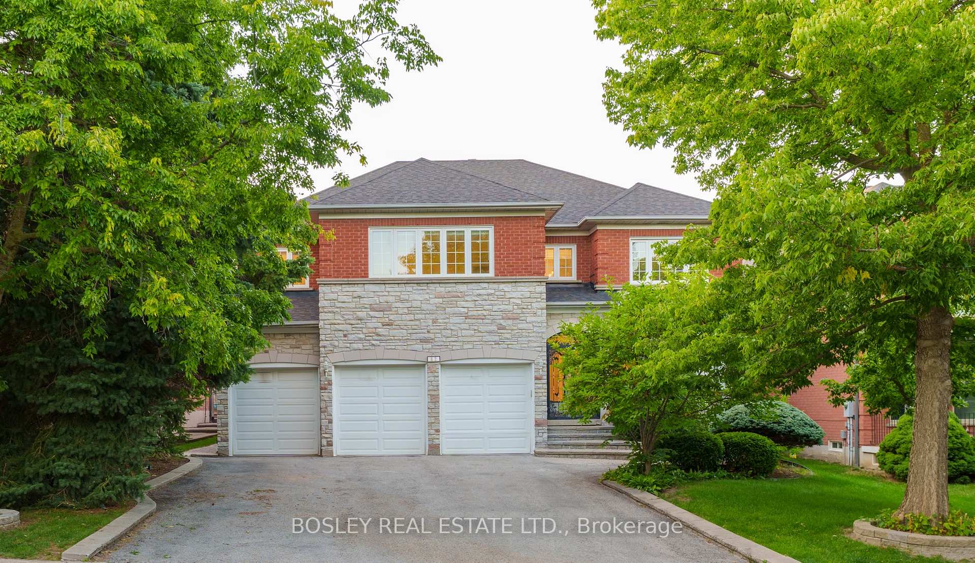 82 Woodstone
