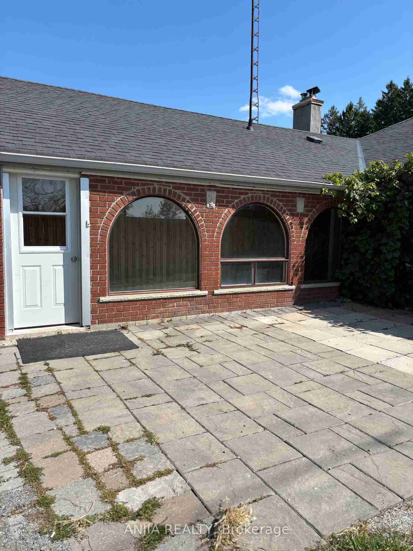 10893 Kennedy Markham - Property Image