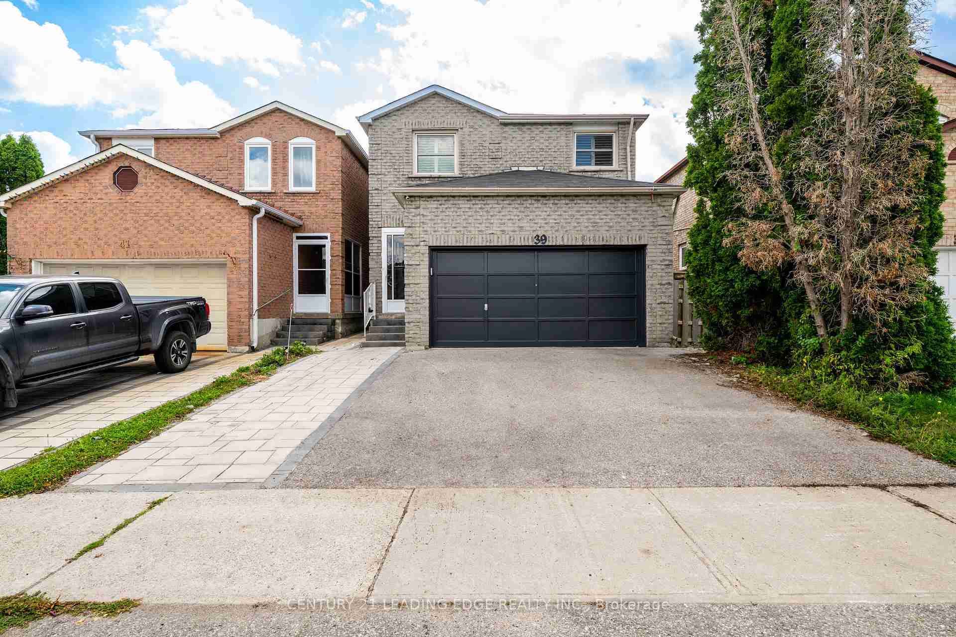 39 Lavron Markham - Property Image