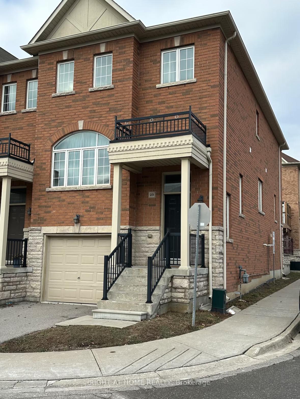 8777 Dufferin