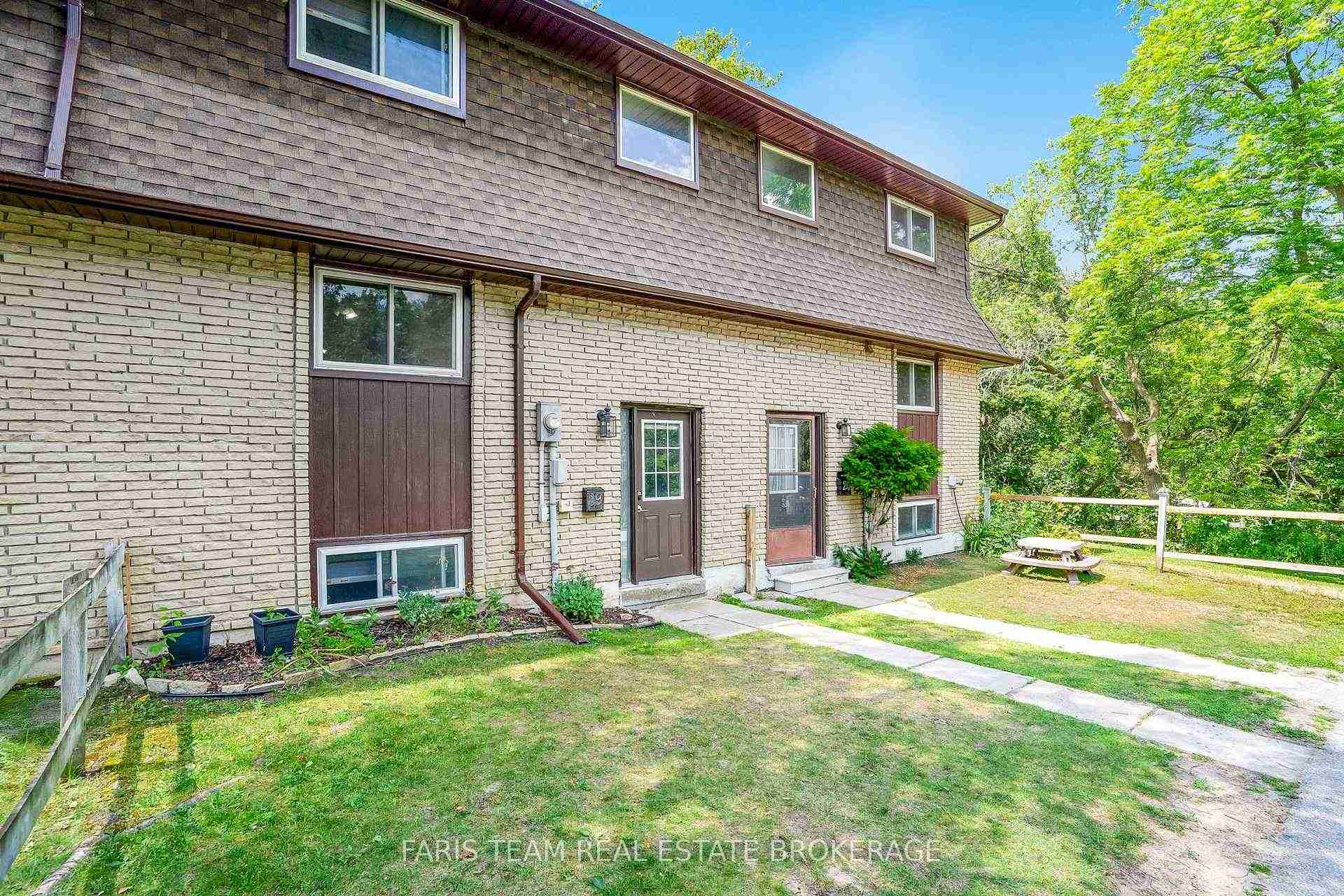 233 Innisfil Barrie - Property Image