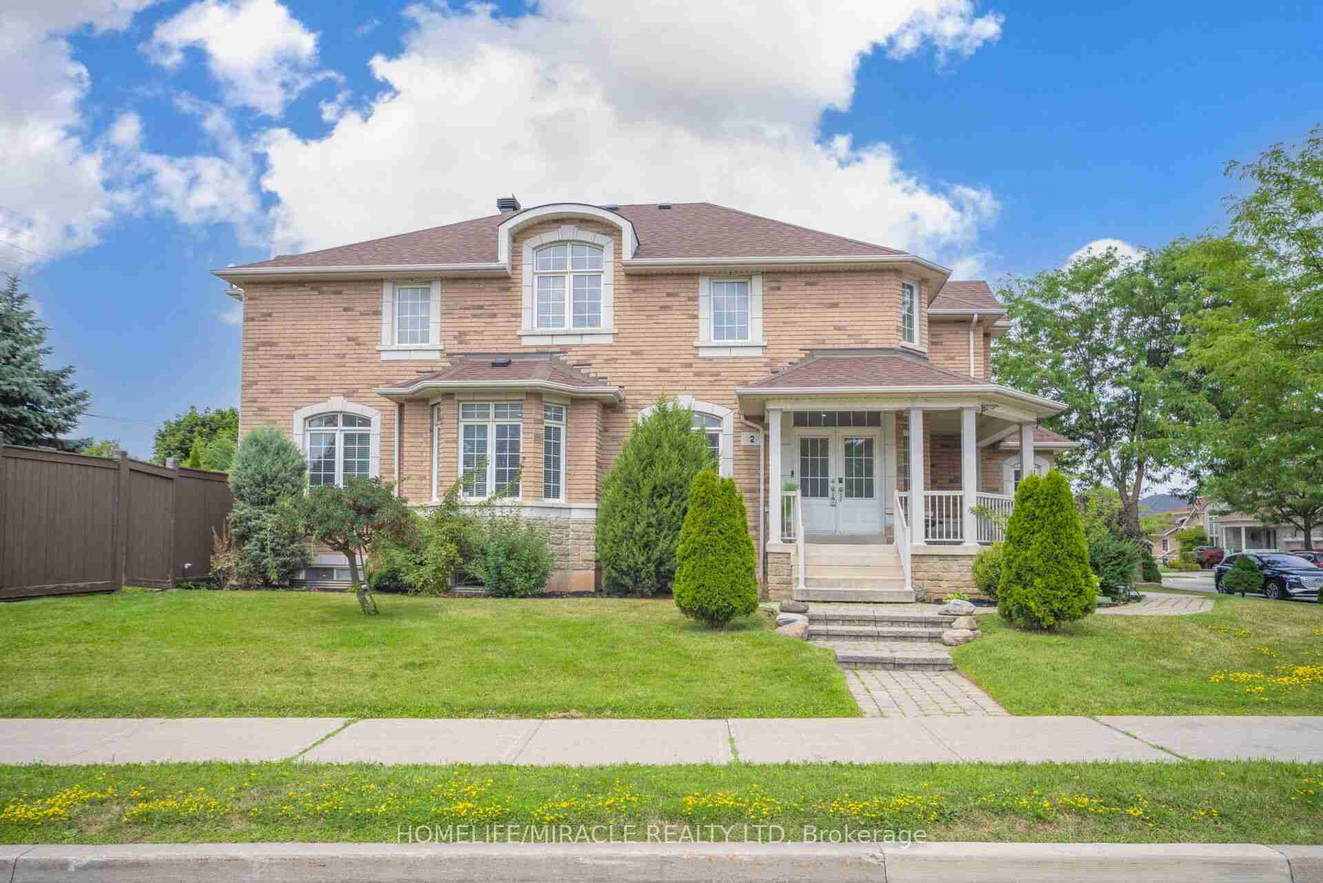 2 Roycrest Brampton - Property Image