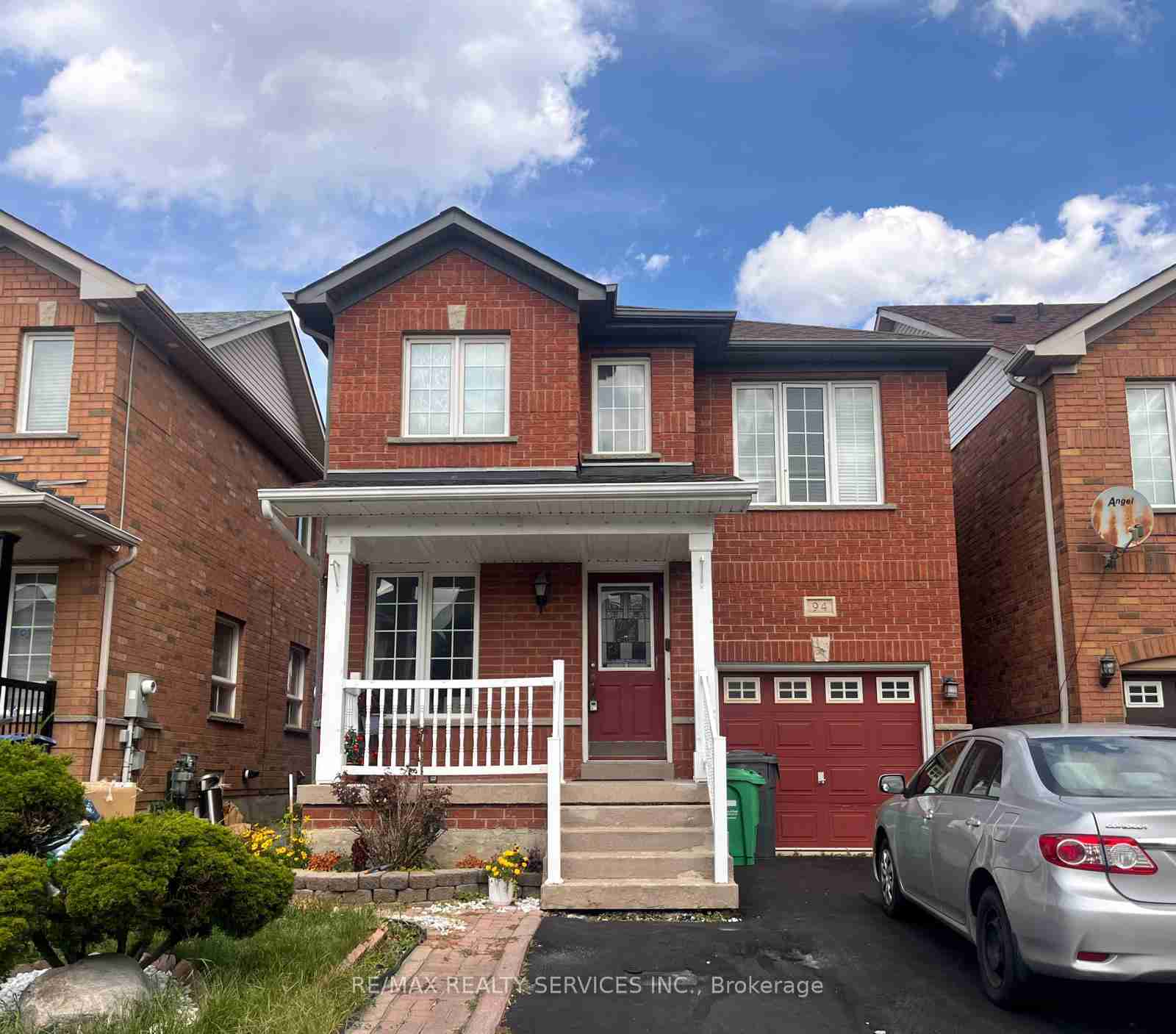 94 Four Seasons Brampton - Property Image