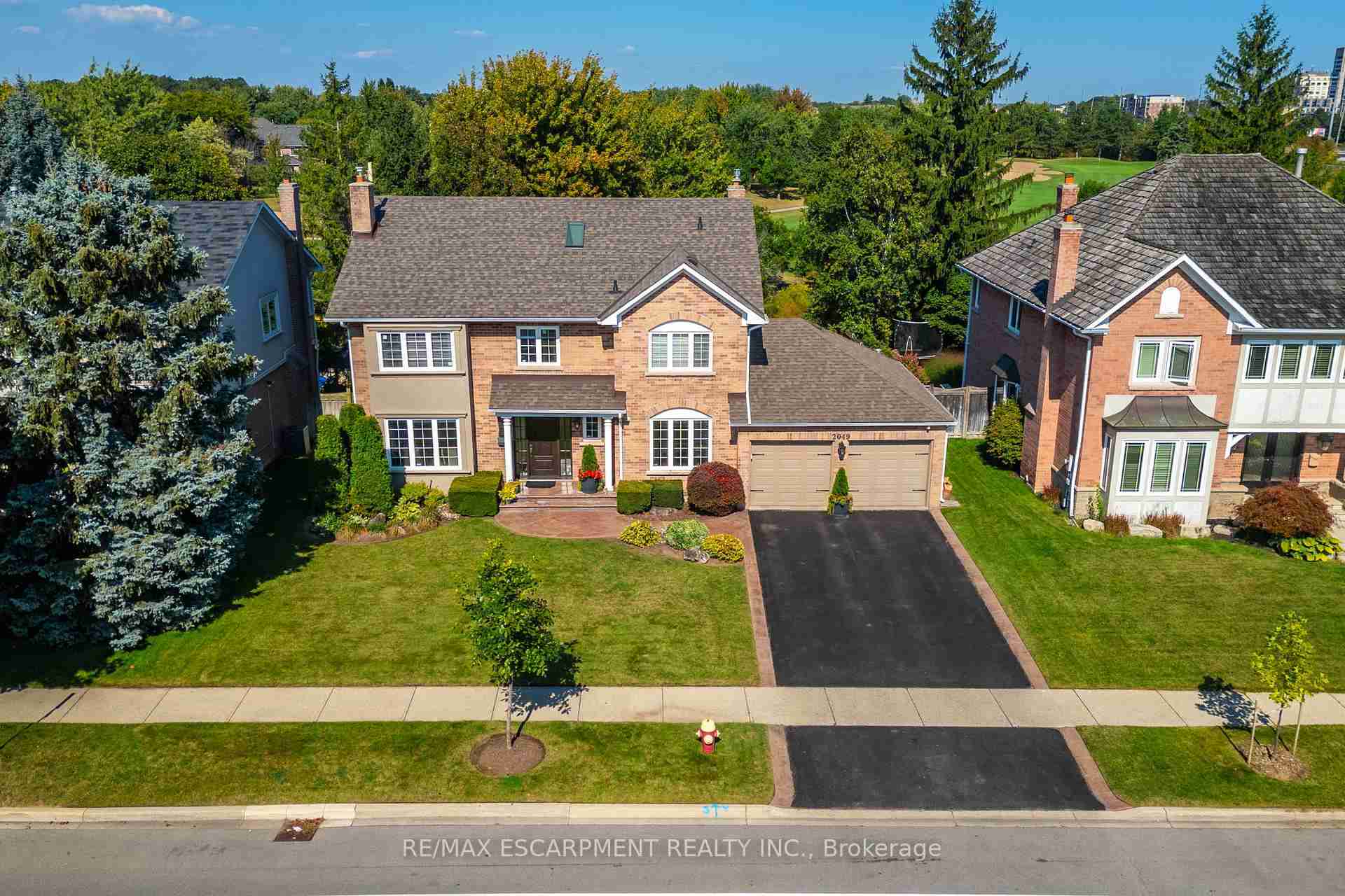 2049 Country Club Burlington - Property Image
