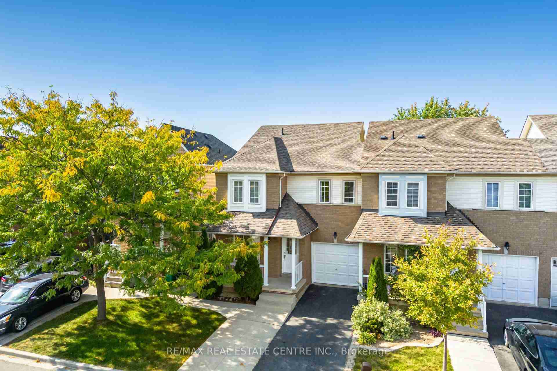86 Pauline Brampton - Property Image
