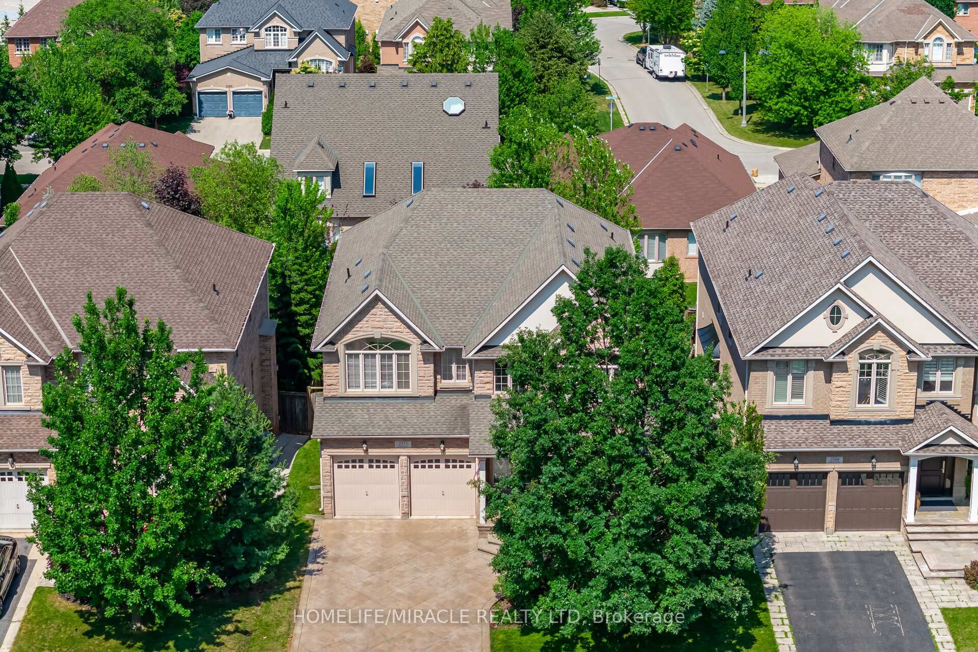 2373 Rideau