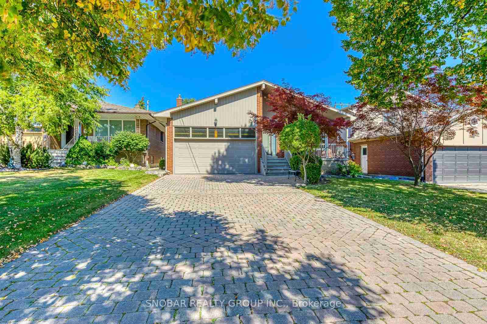 6 Sunvale Toronto W09 - Property Image