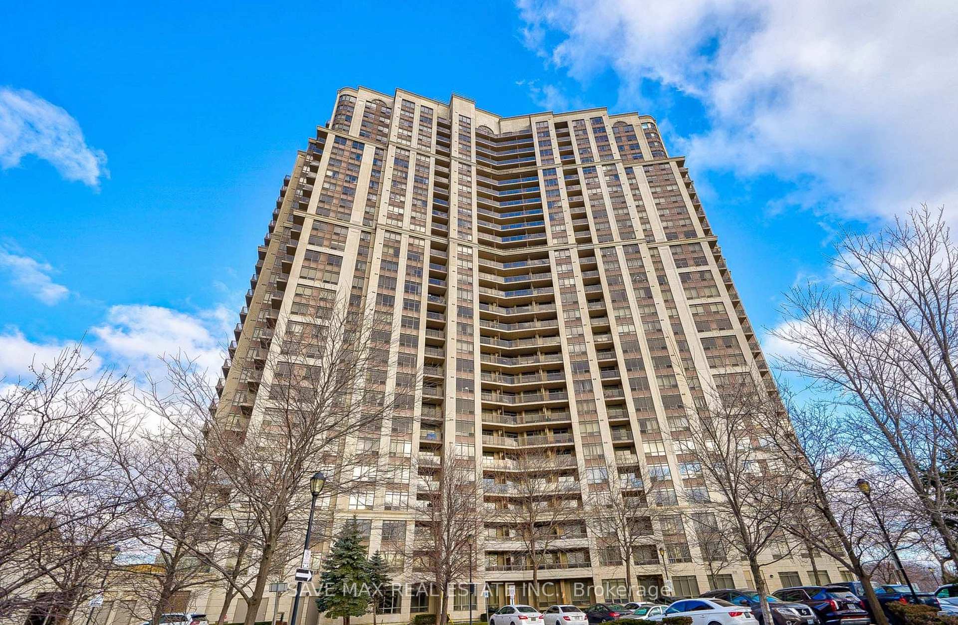 700 Humberwood