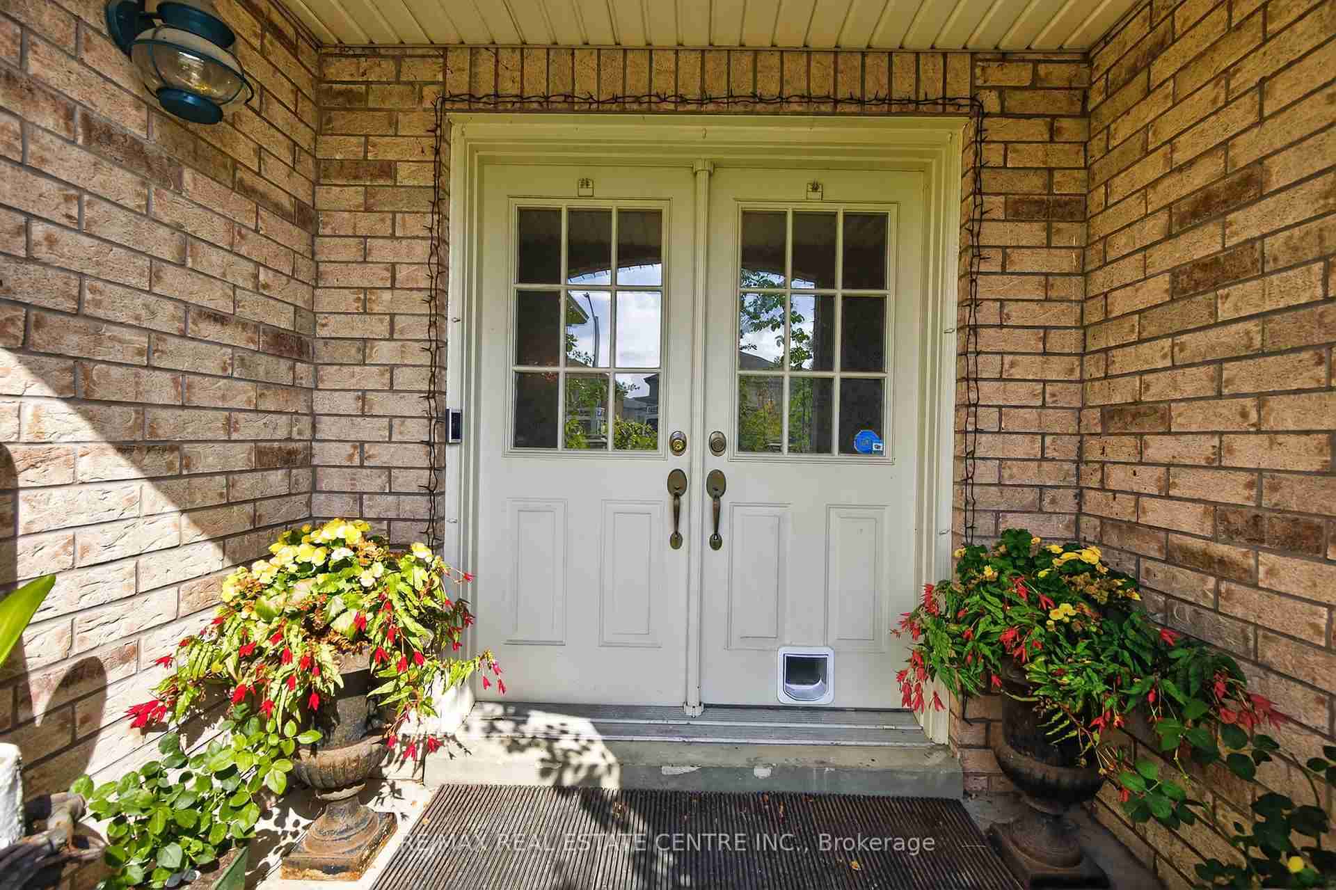 64 Big Moe Brampton - Property Image