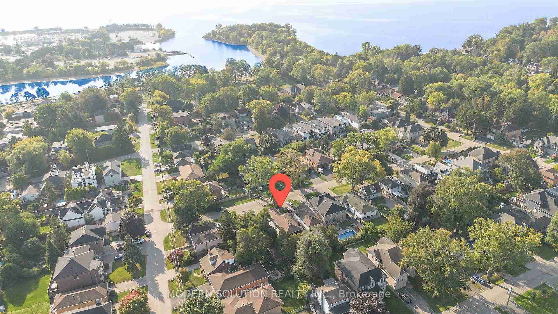 617 Curzon Mississauga - Property Image