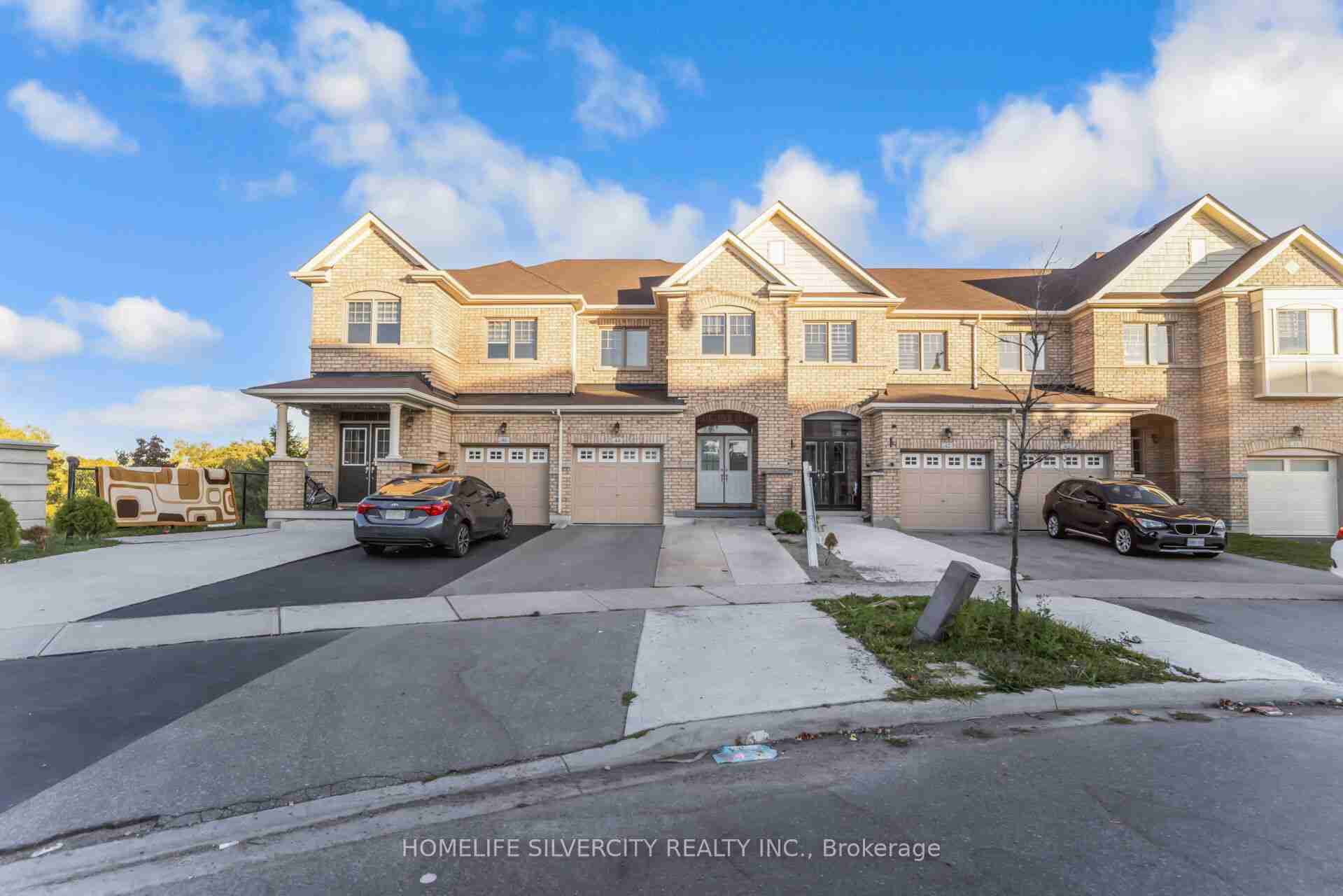 44 Davenfield Brampton - Property Image