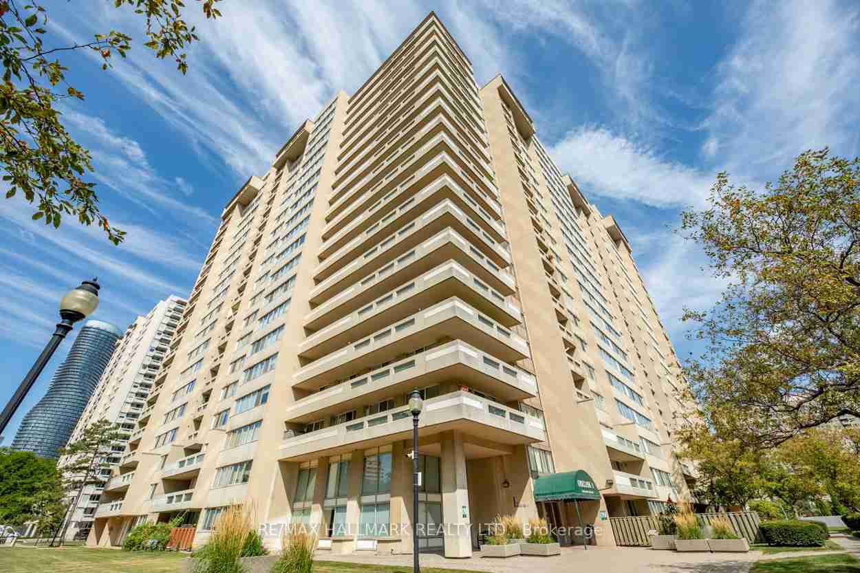 3590 Kaneff Mississauga - Property Image