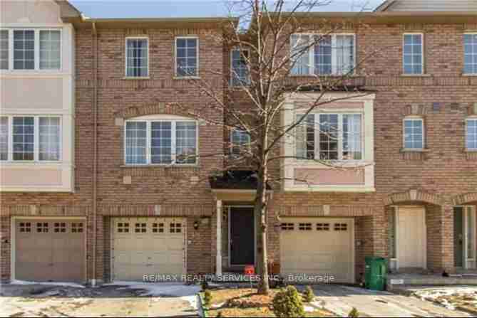 80 Acorn Mississauga - Property Image