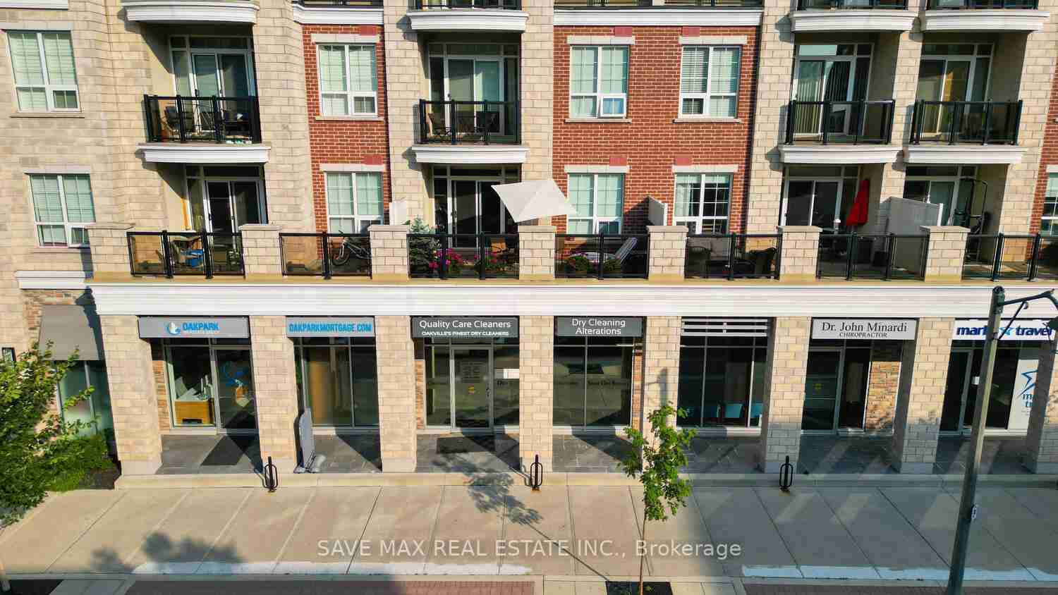 216 Oak Park