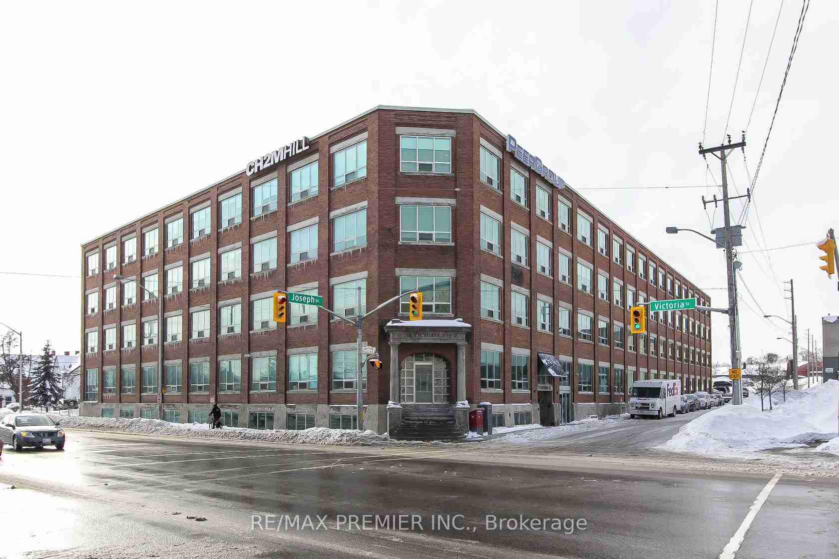 72 Victoria Kitchener - Property Image
