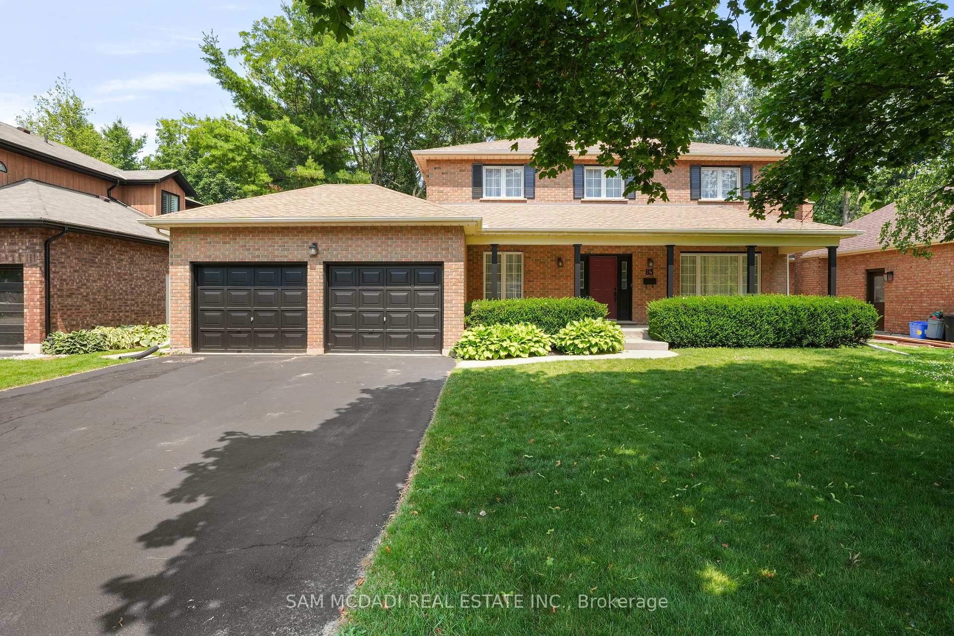 83 Royal Oak