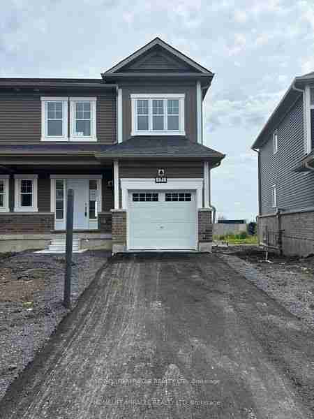 121 Gildersleeve Loyalist - Property Image