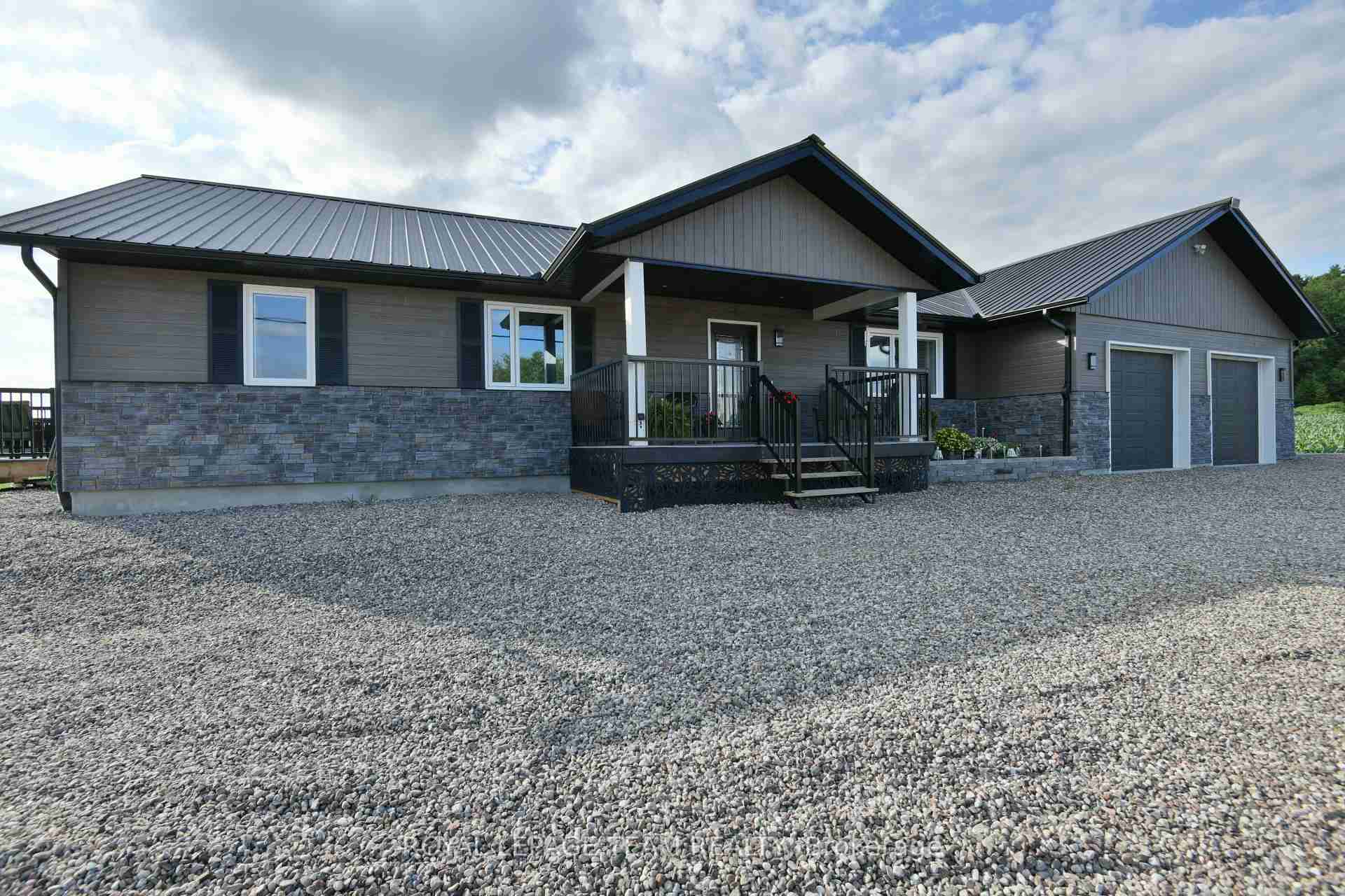 1016 Castleford Horton - Property Image