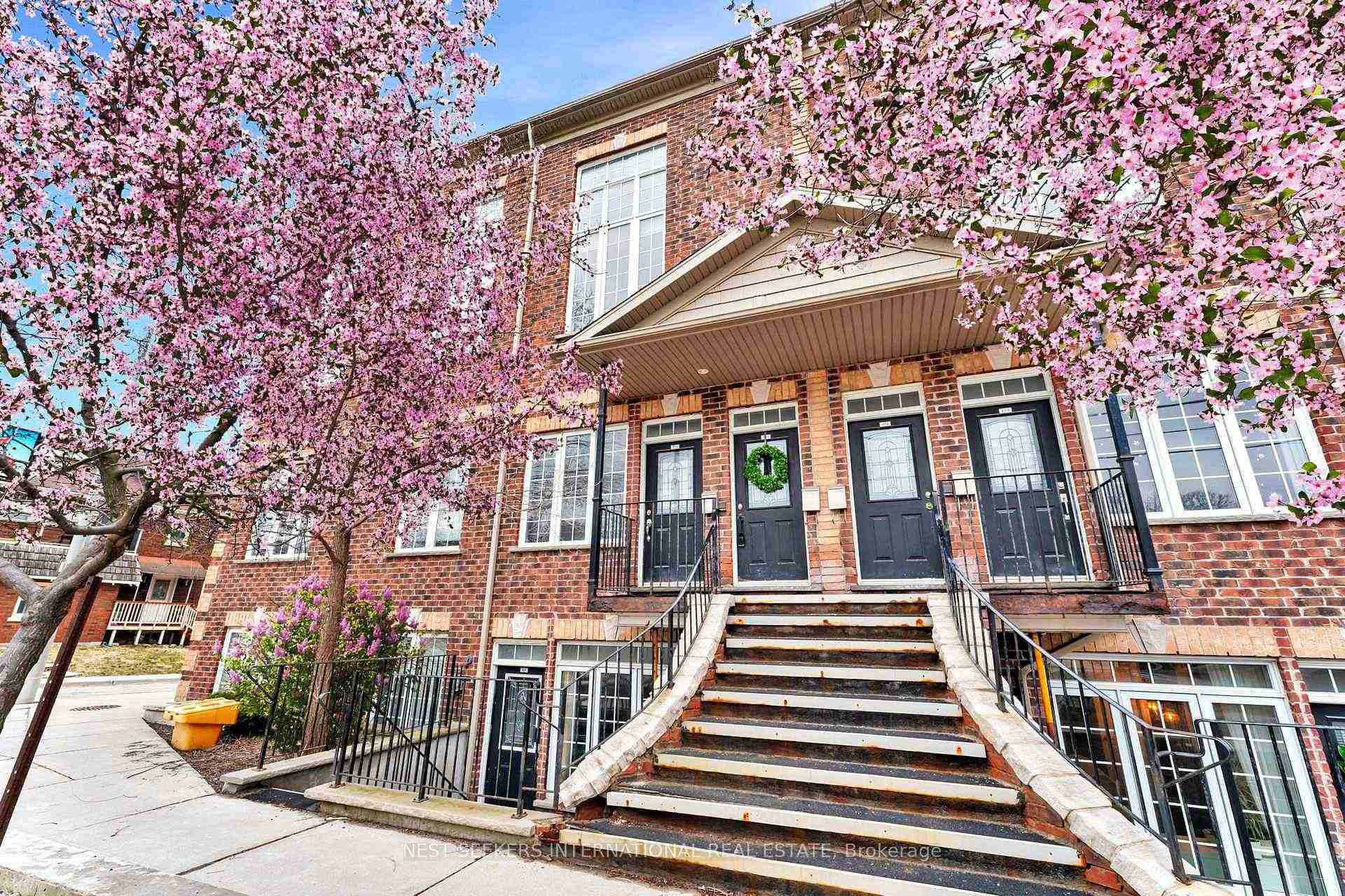 555 King Kitchener - Property Image