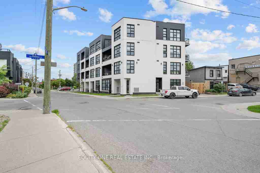 101 Pinhey West Centre Town - Property Image