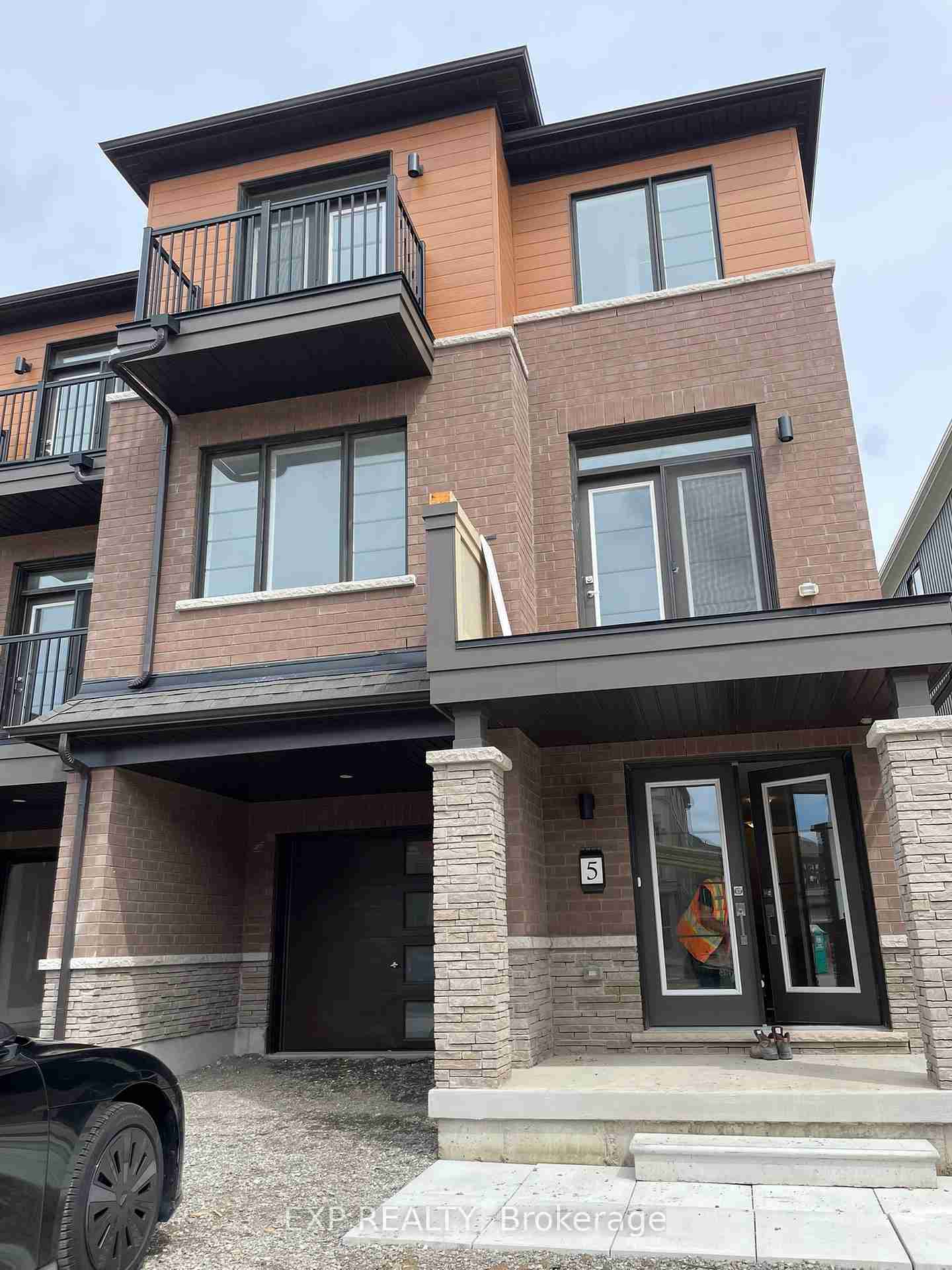 5 Kensington Haldimand - Property Image
