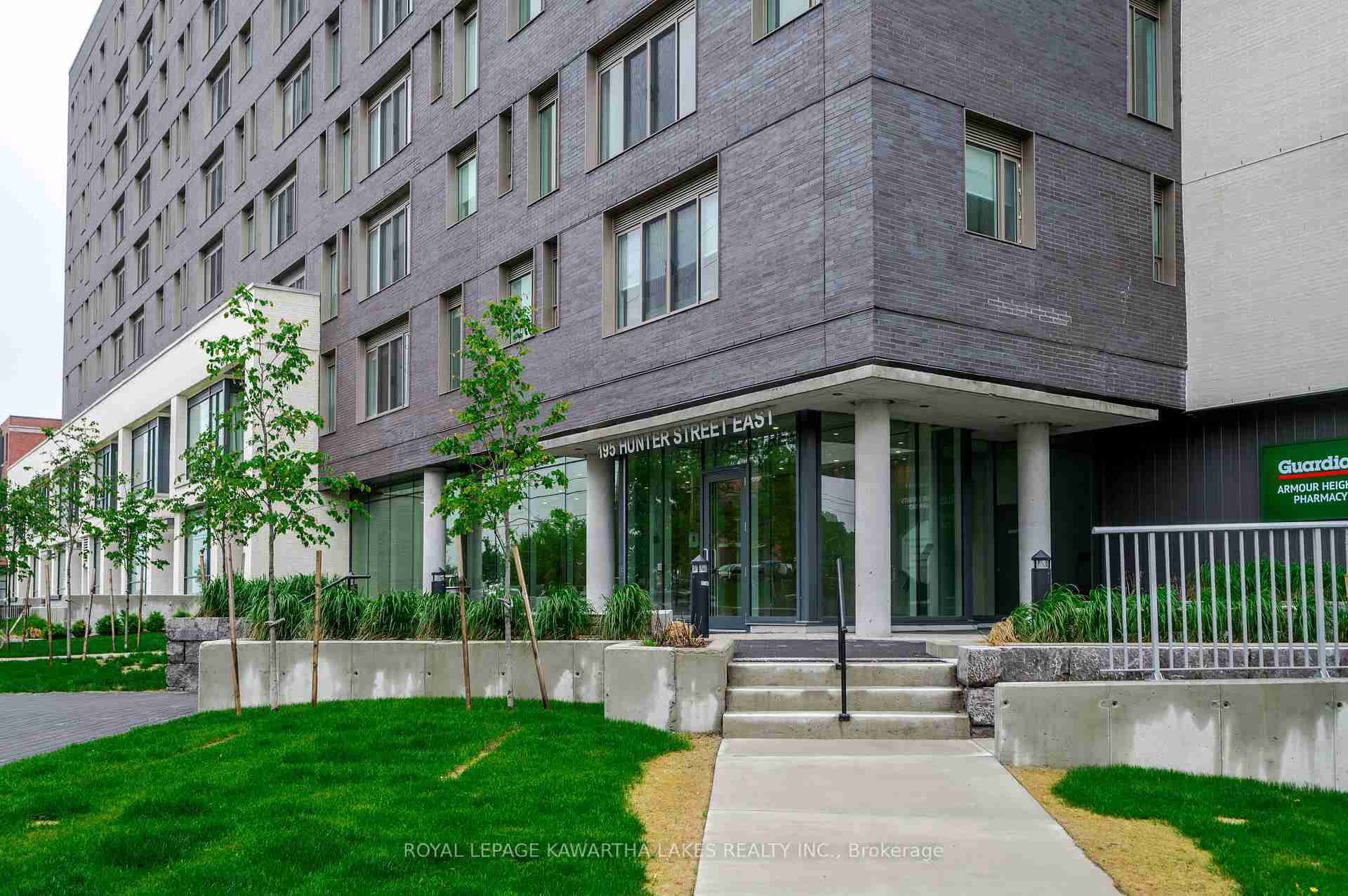 195 HUNTER Peterborough East - Property Image