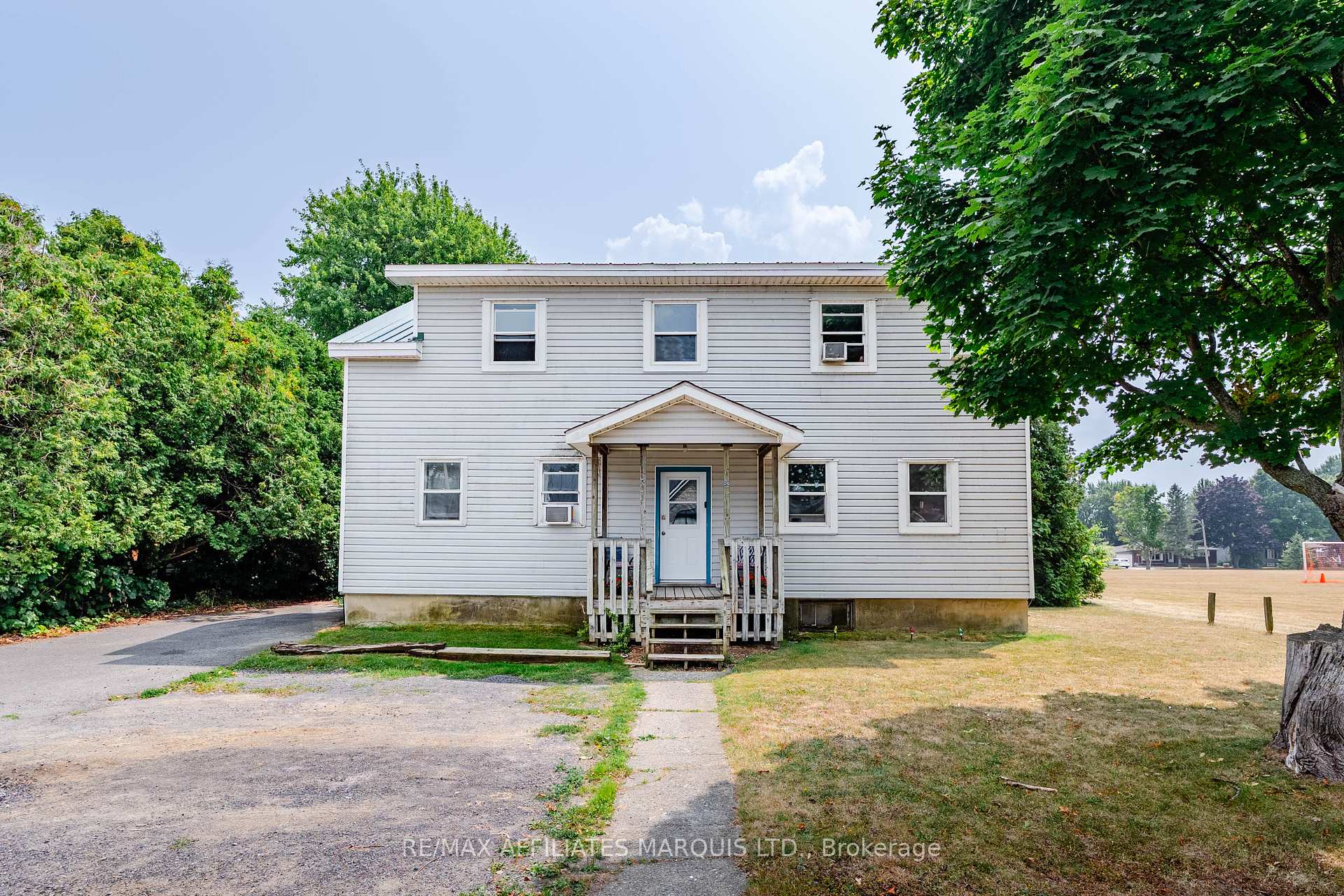 52 Elm