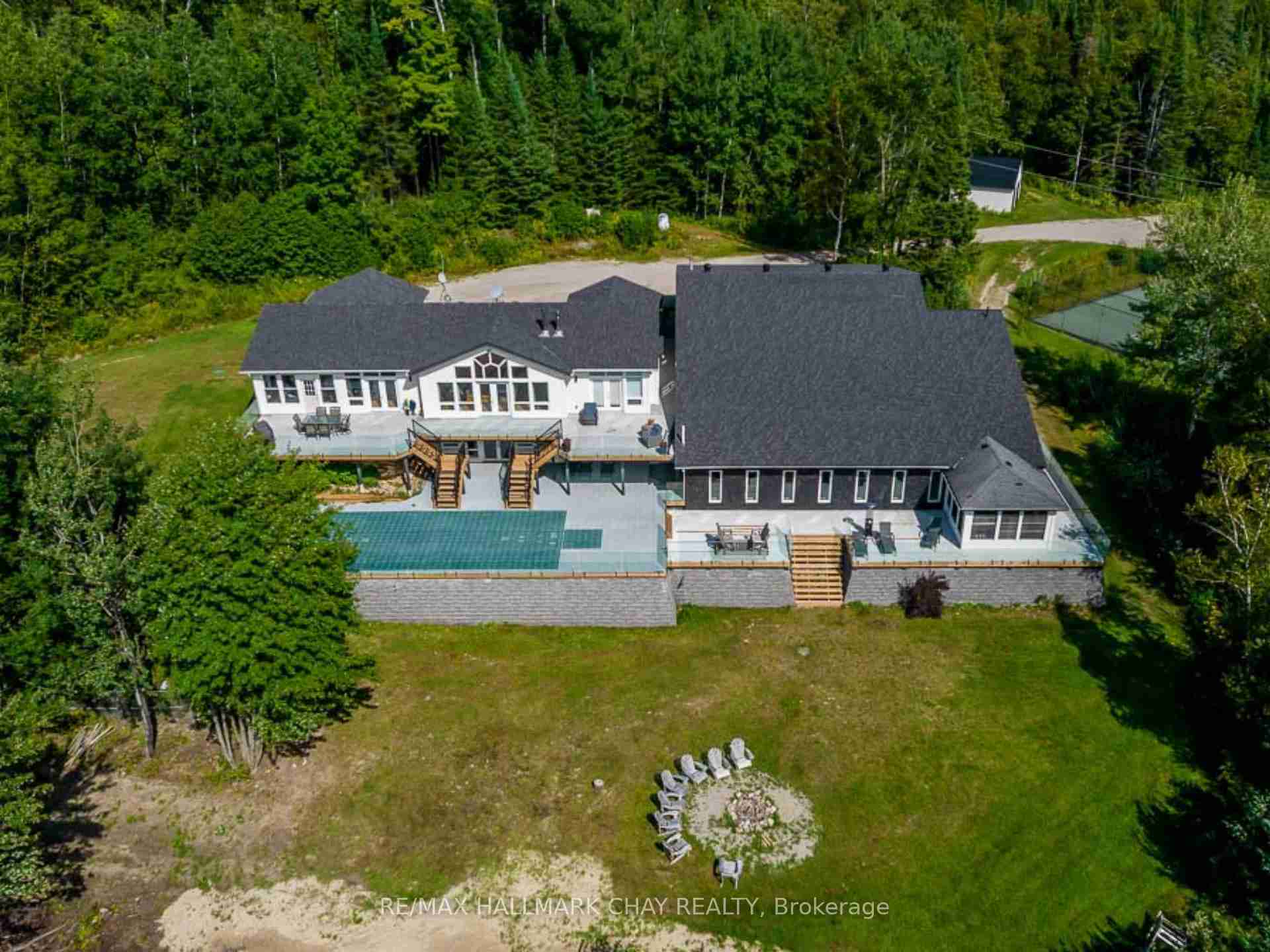 2318 Pickerel & Jack Lake Armour - Property Image