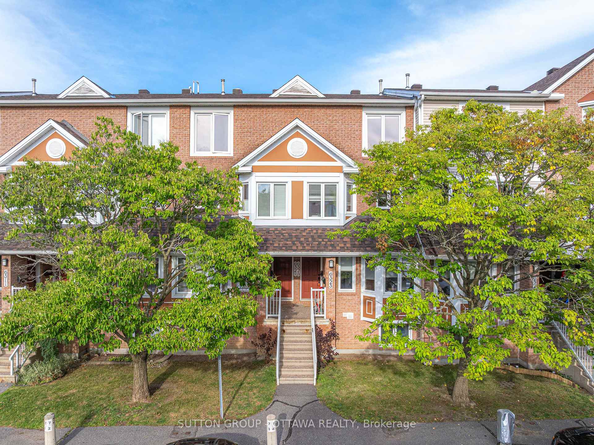 6325 Tealwood